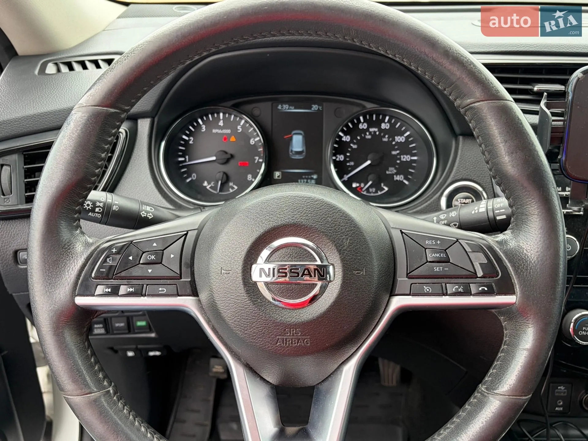 2017 Nissan Rogue - мініатюра 2