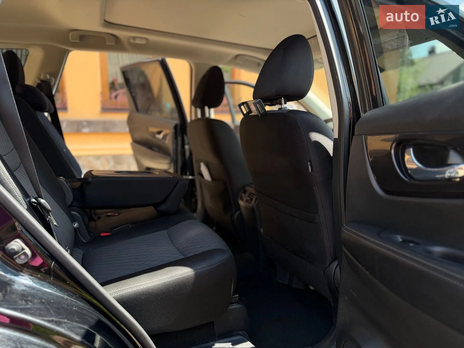 2018 Nissan Rogue - мініатюра 8