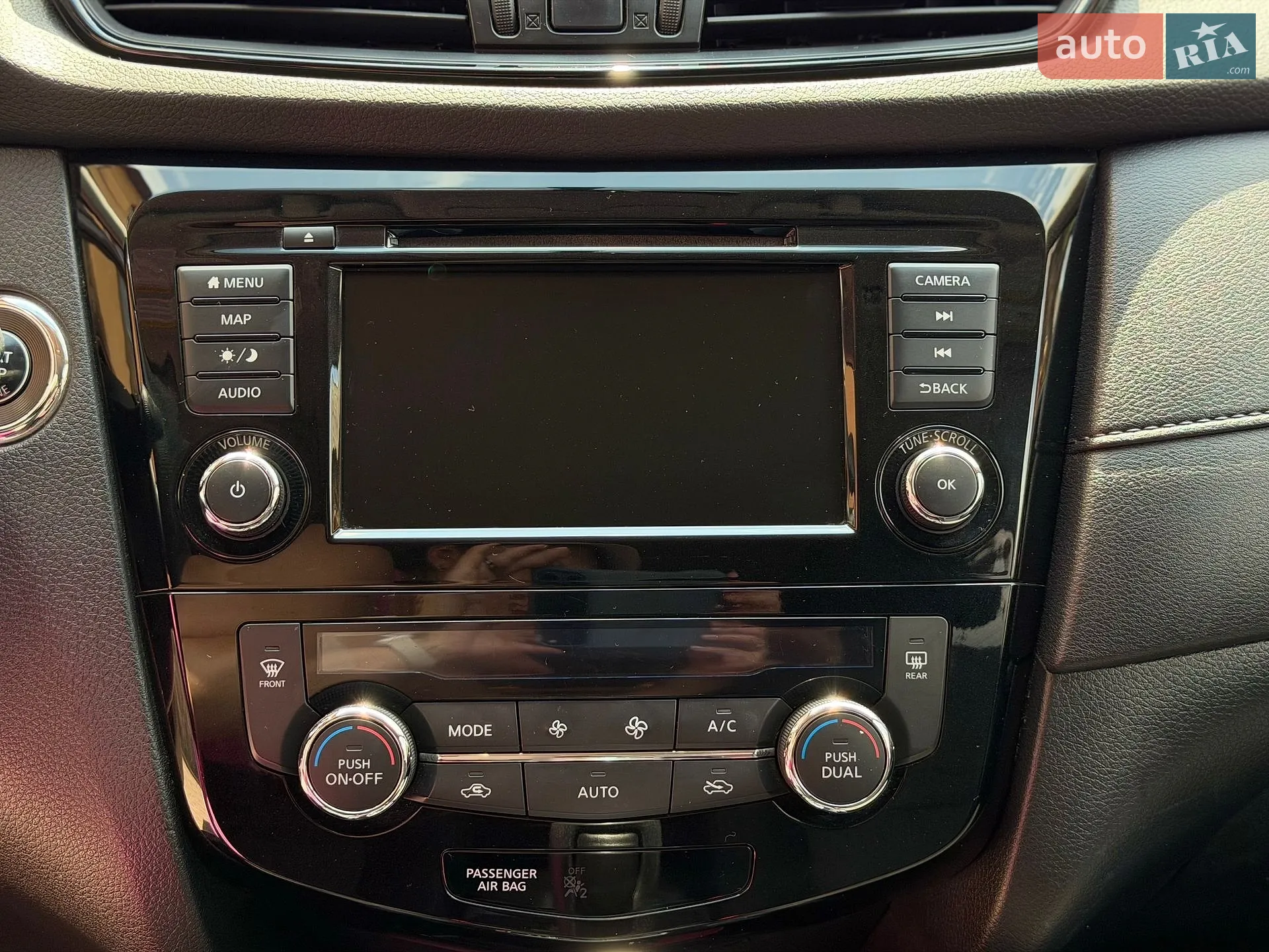 2018 Nissan Rogue - мініатюра 32