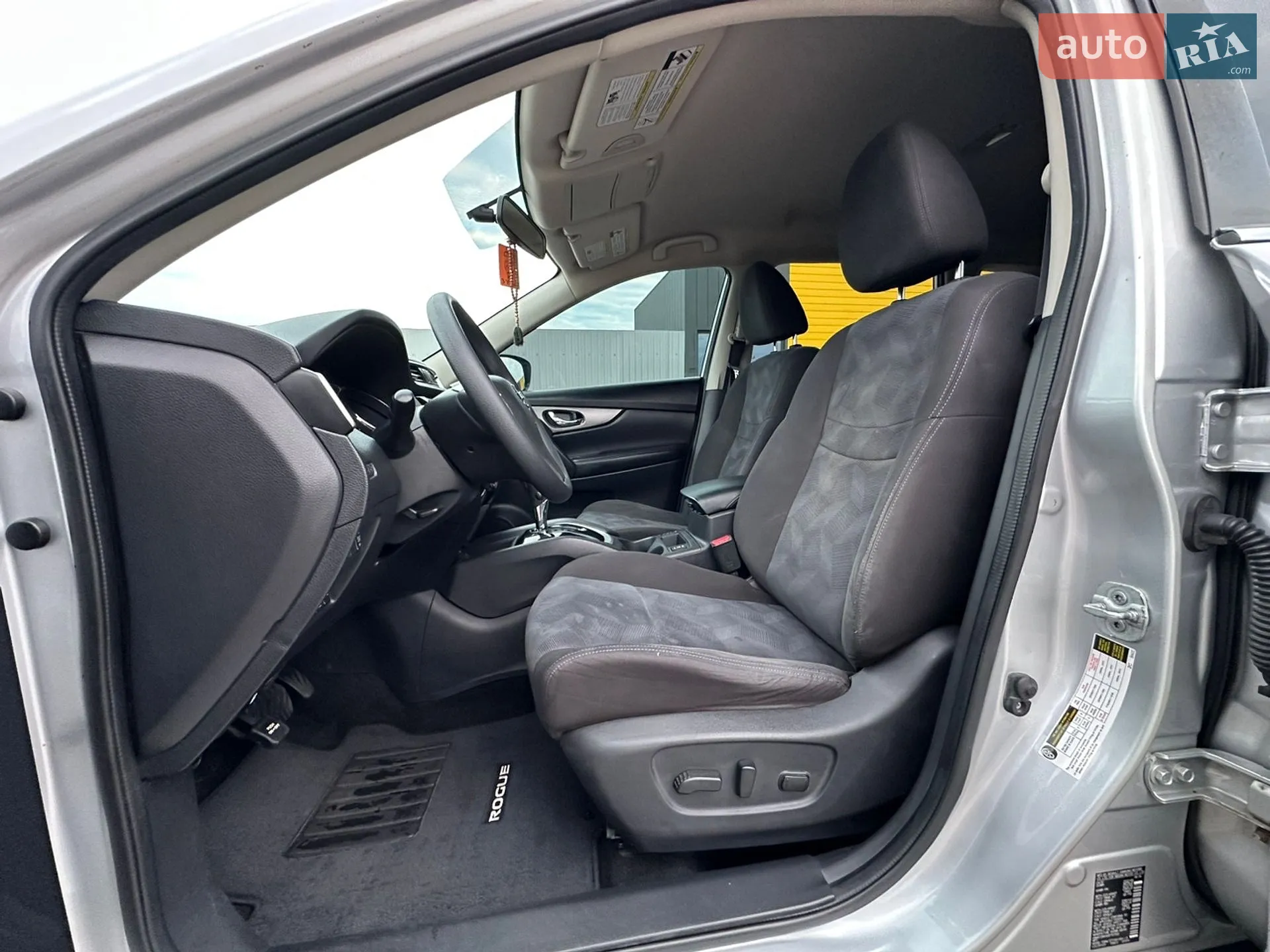 2016 Nissan Rogue - мініатюра 20