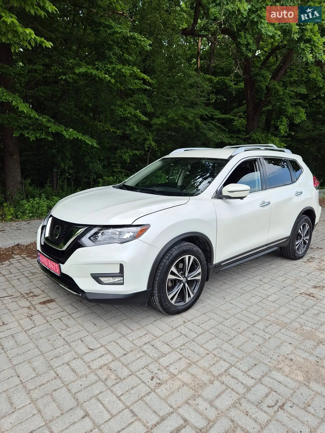 2017 Nissan Rogue - мініатюра 2