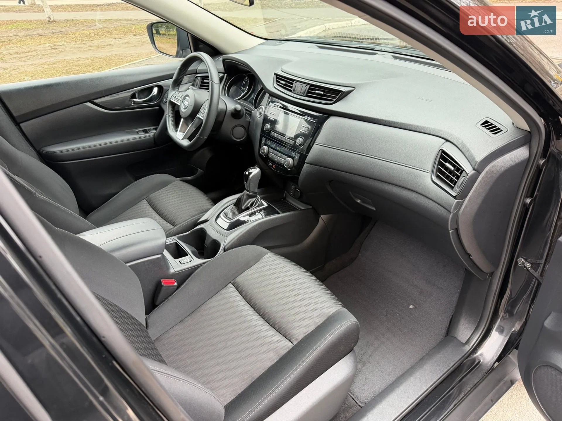 2017 Nissan Rogue - мініатюра 21