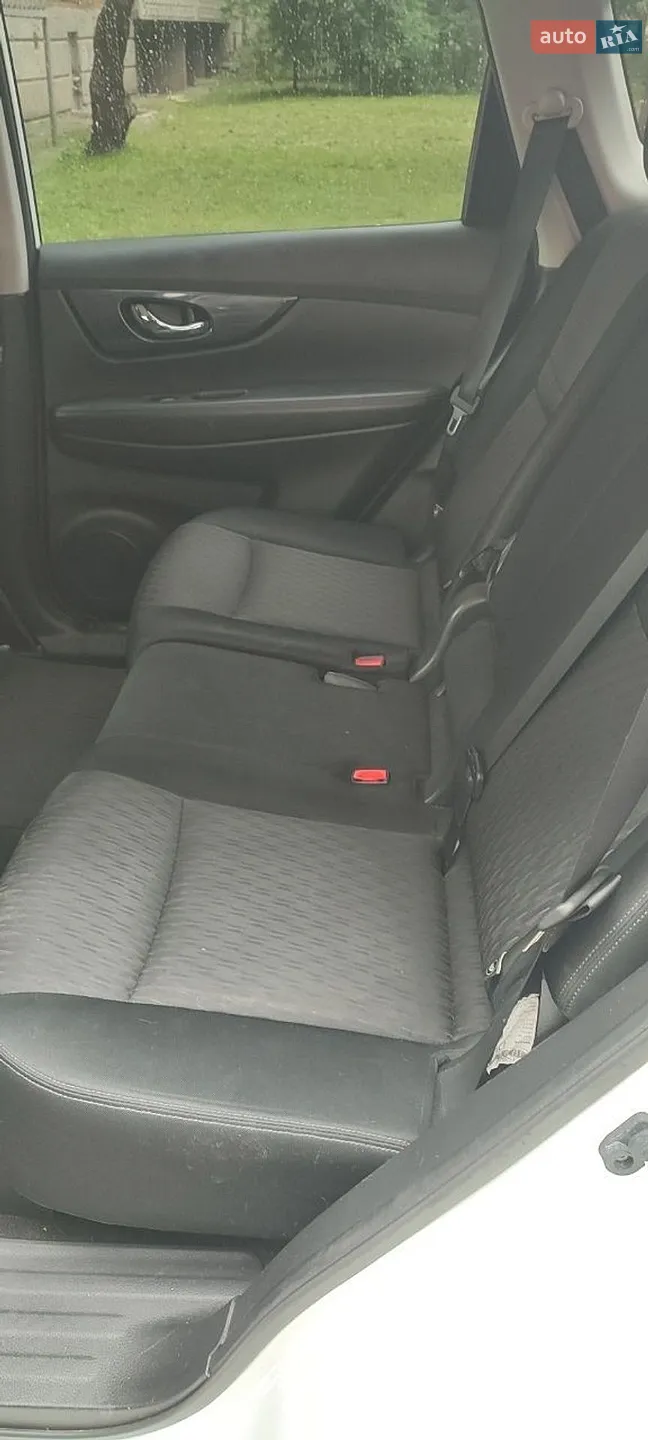 2017 Nissan Rogue - мініатюра 16