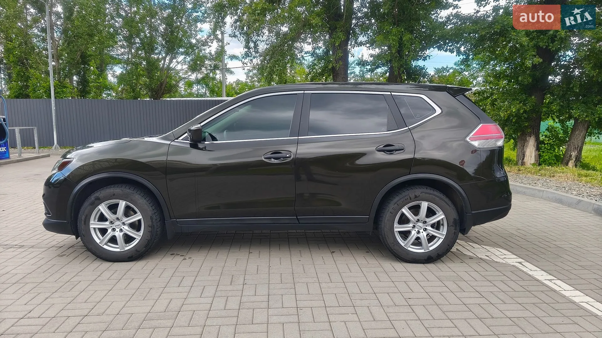 2016 Nissan Rogue - мініатюра 2