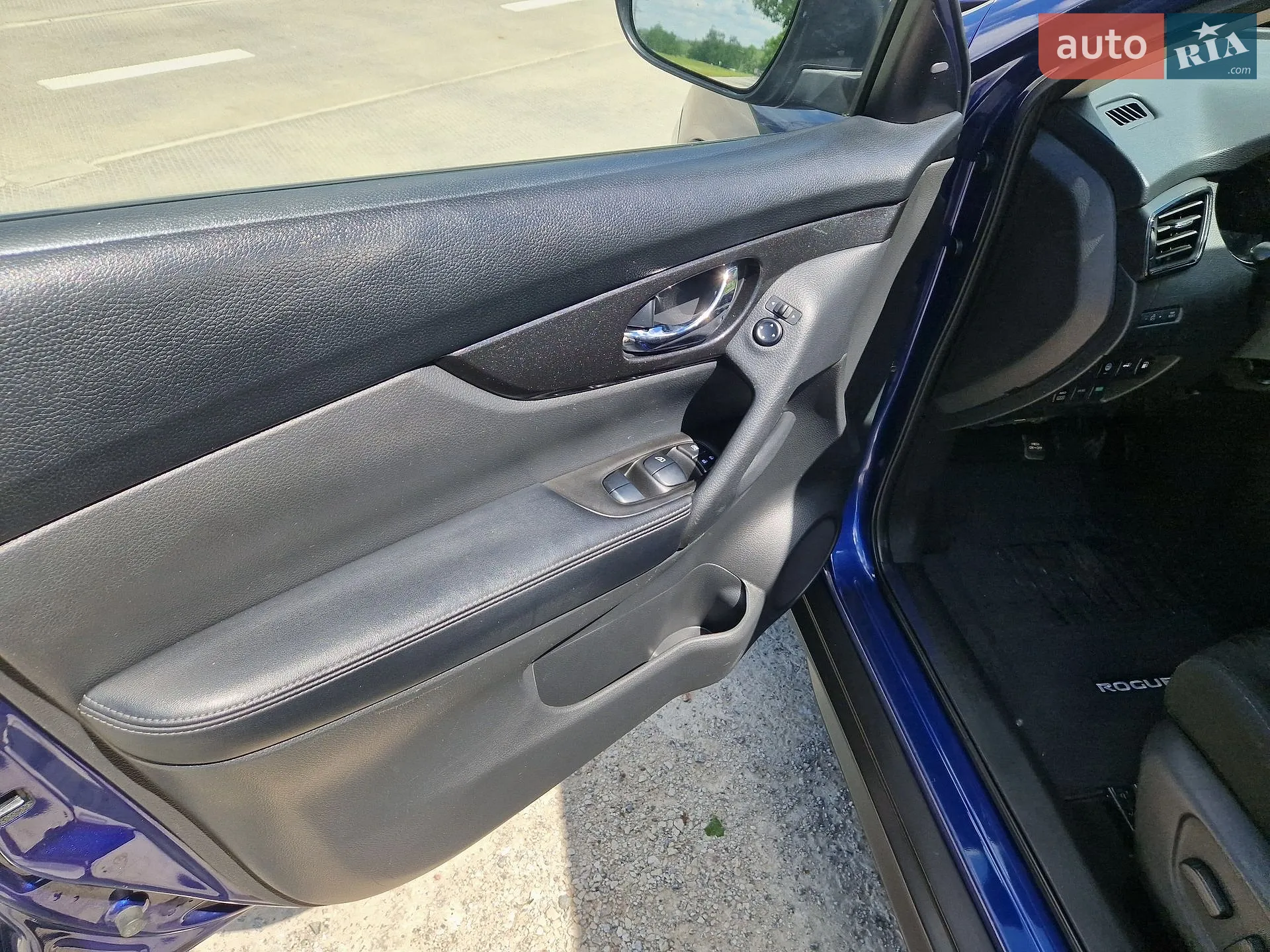 2020 Nissan Rogue - мініатюра 32