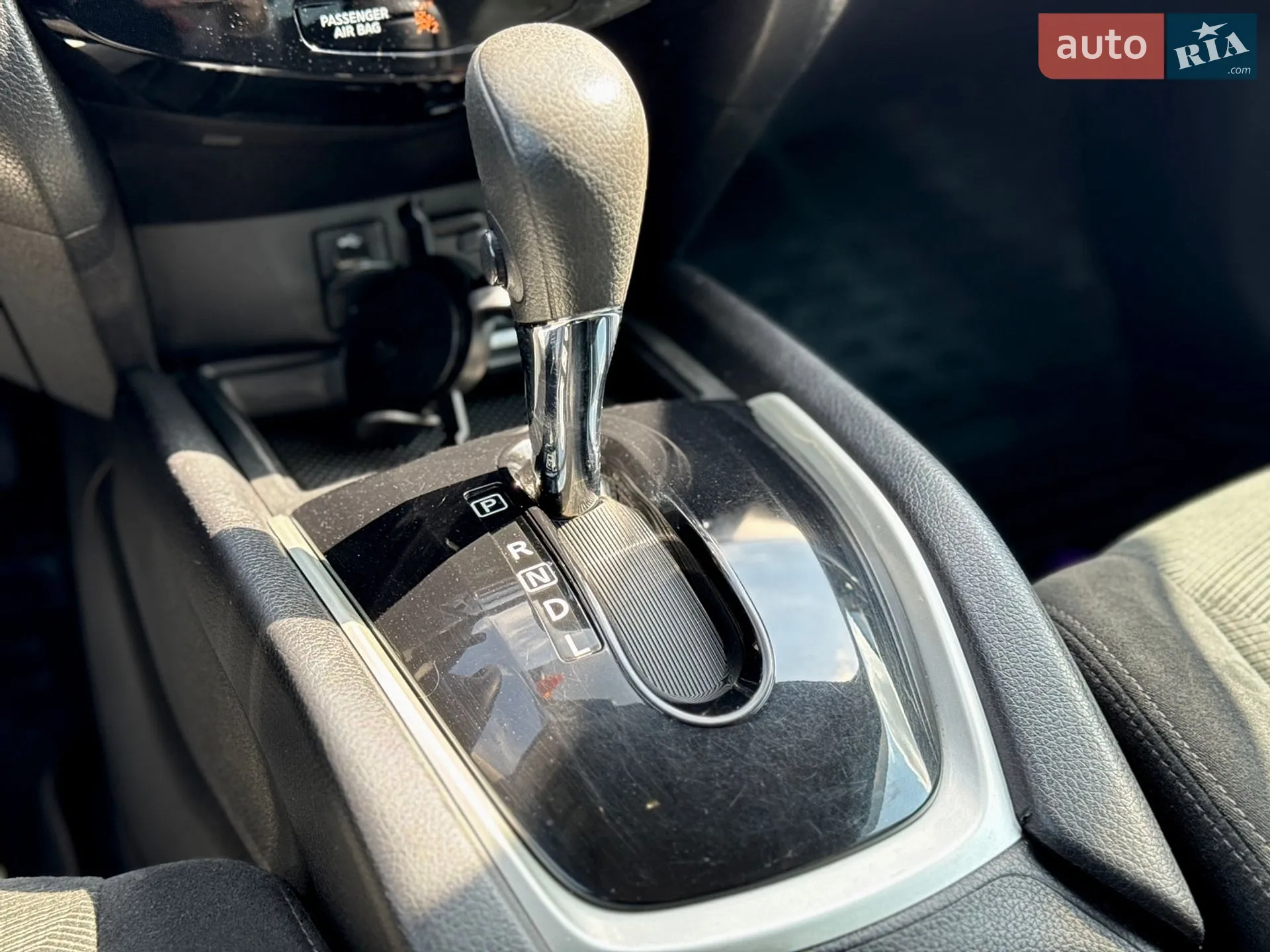 2015 Nissan Rogue - мініатюра 11