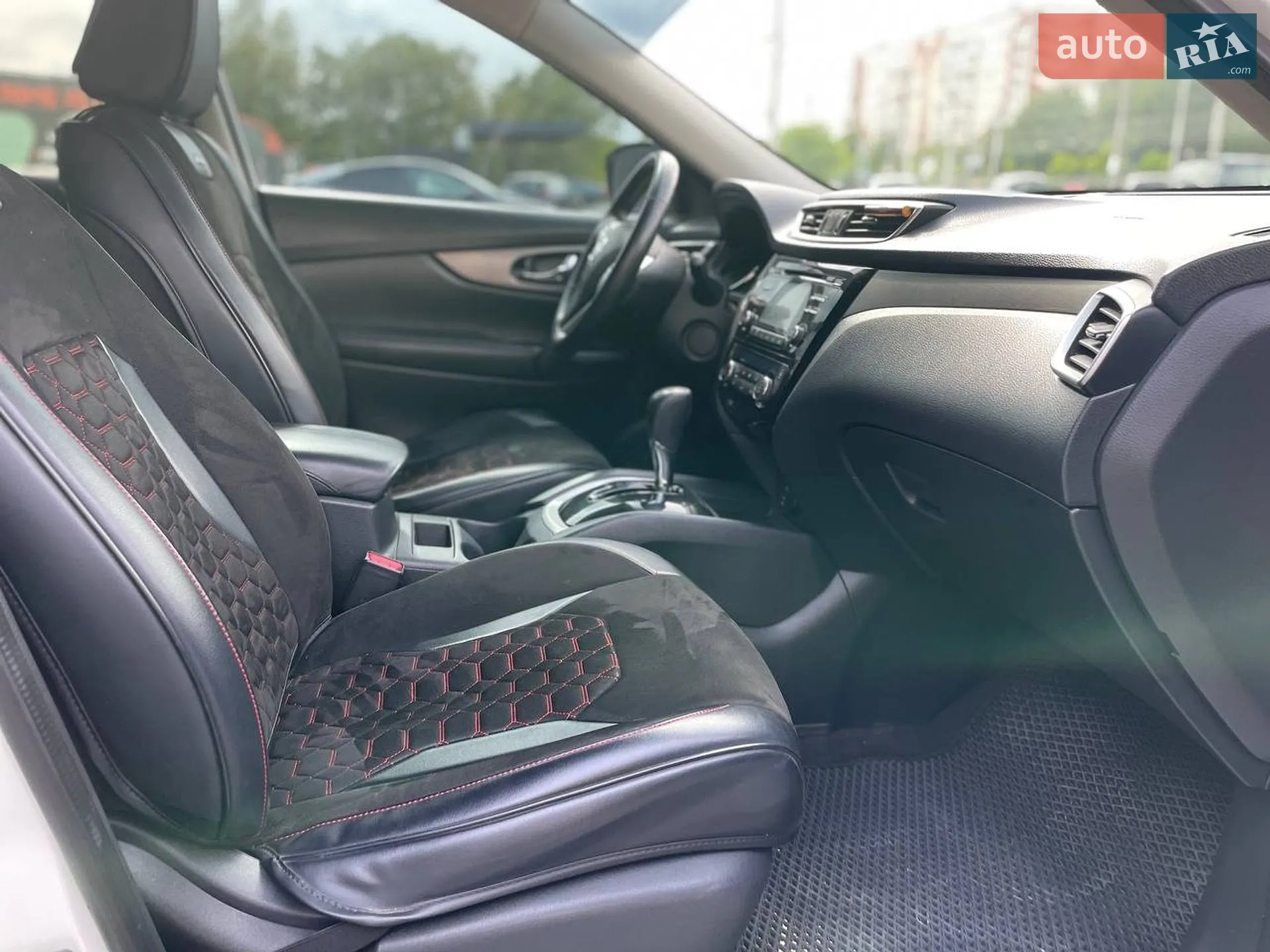 2016 Nissan Rogue - мініатюра 13