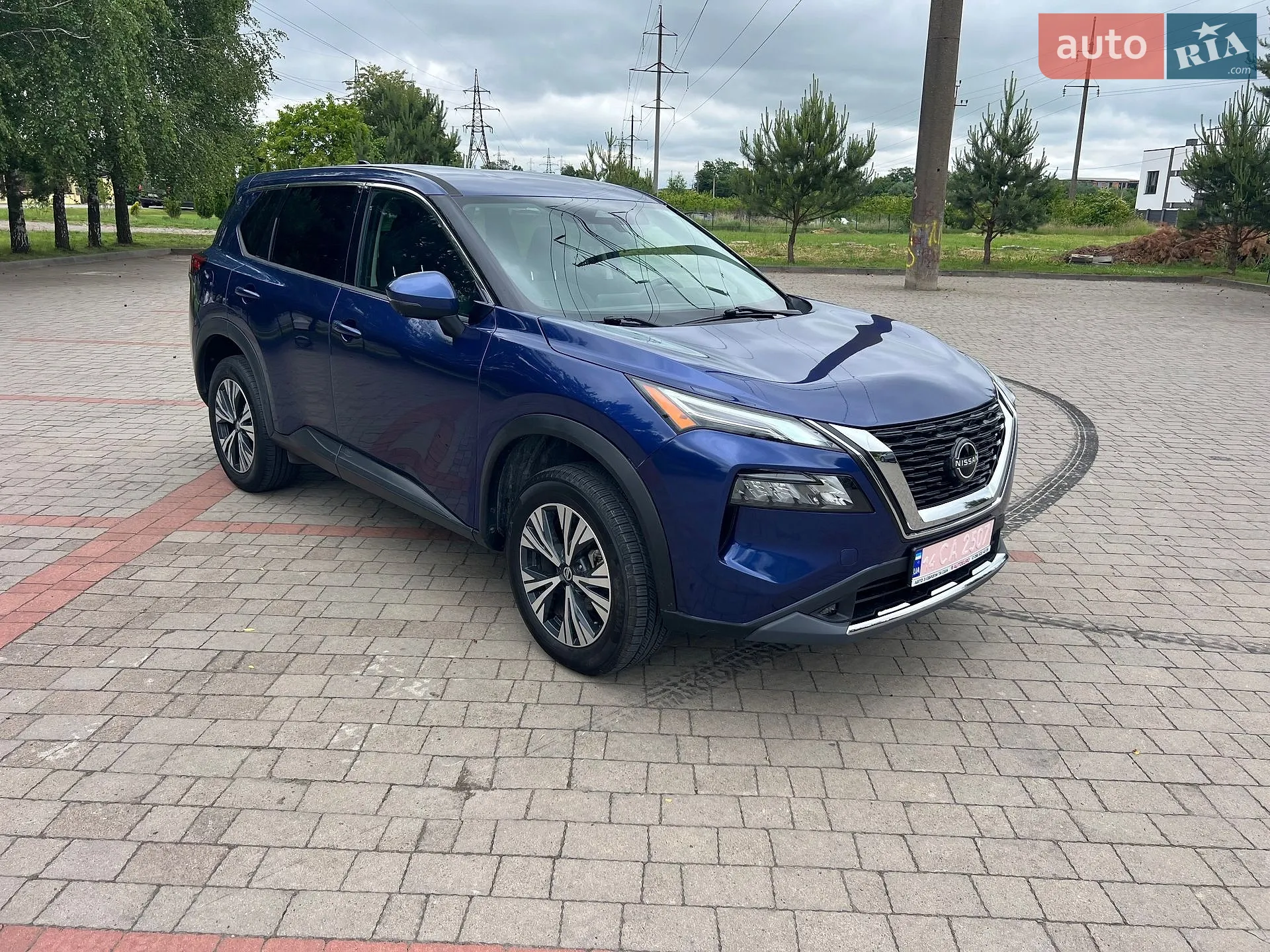 2021 Nissan Rogue - мініатюра 3