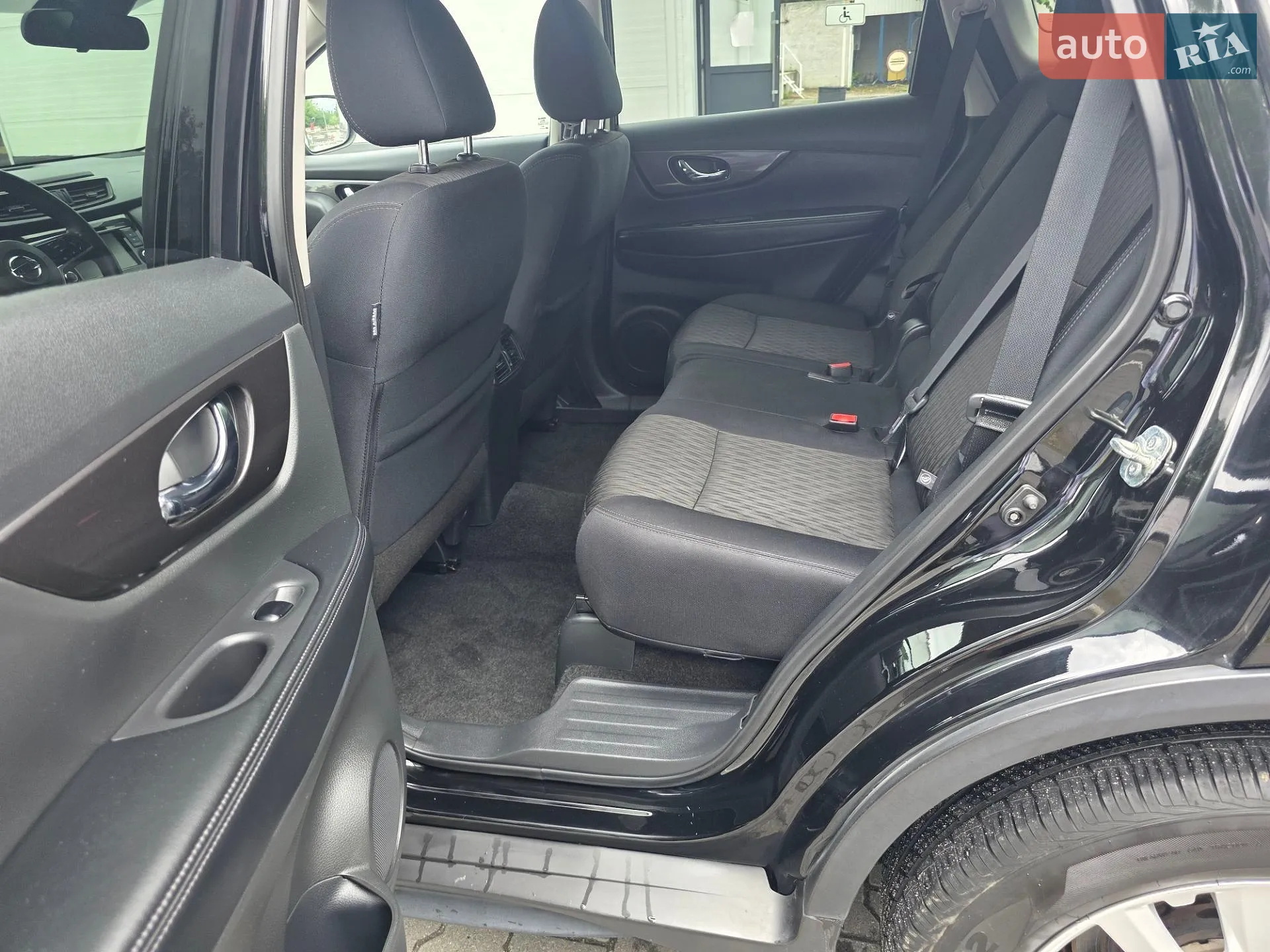2018 Nissan Rogue - мініатюра 35