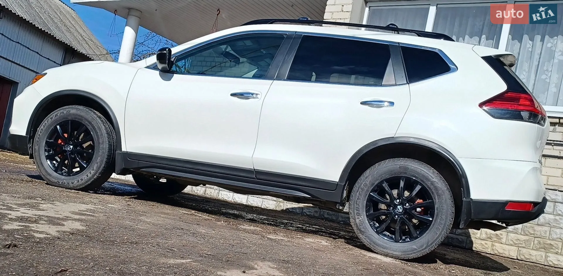 2017 Nissan Rogue - мініатюра 2
