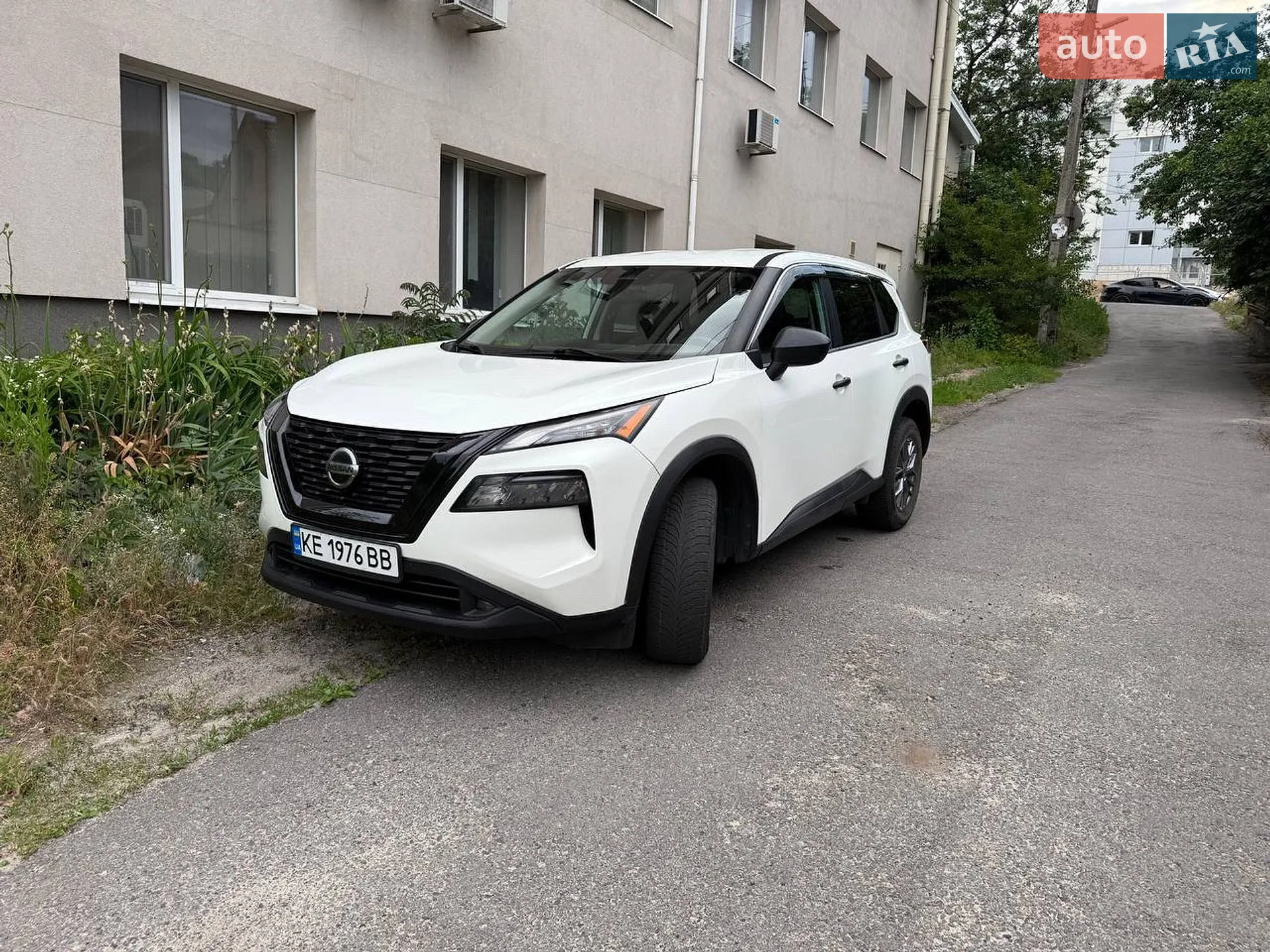2021 Nissan Rogue - мініатюра 2