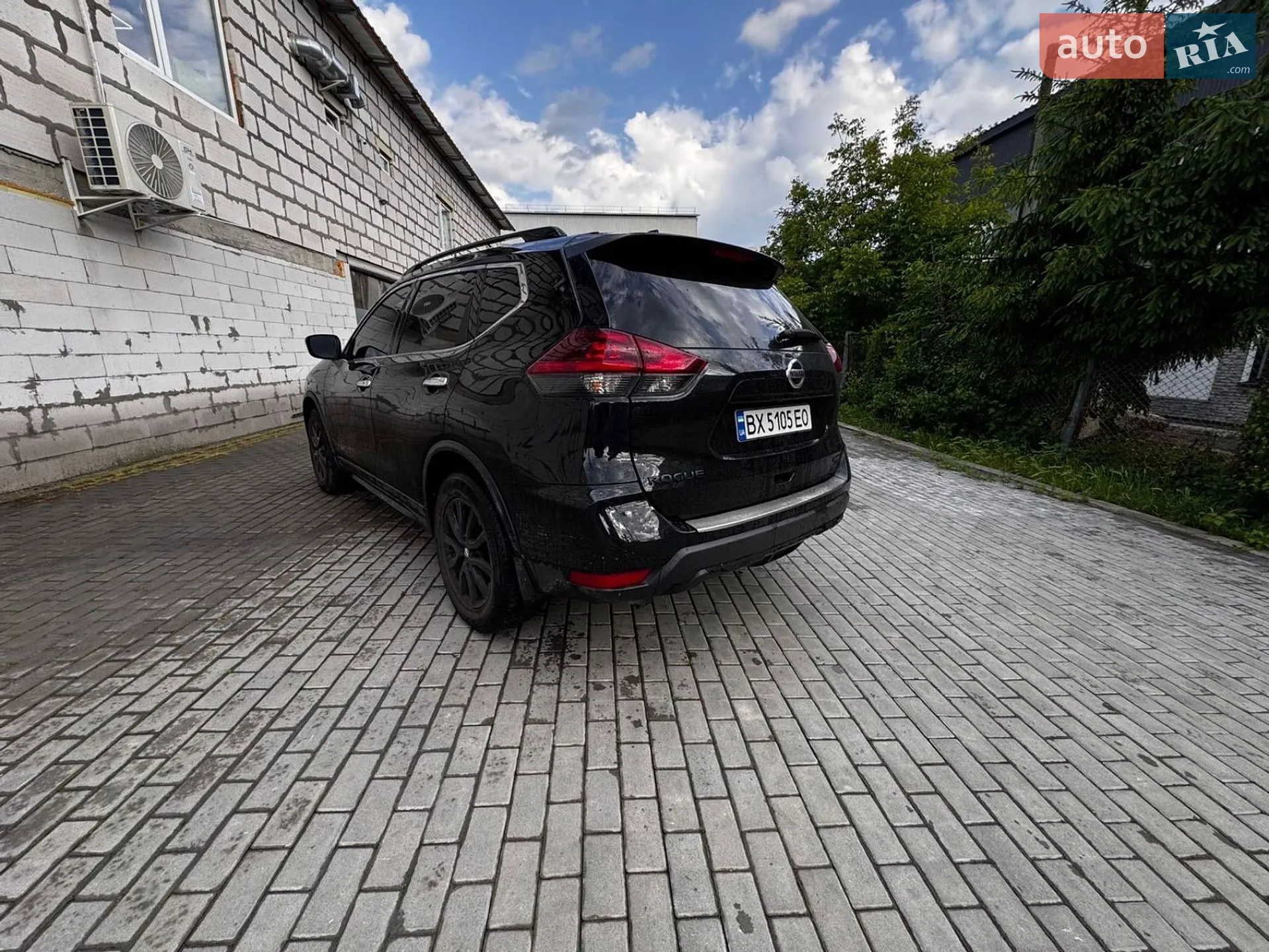2017 Nissan Rogue - мініатюра 3