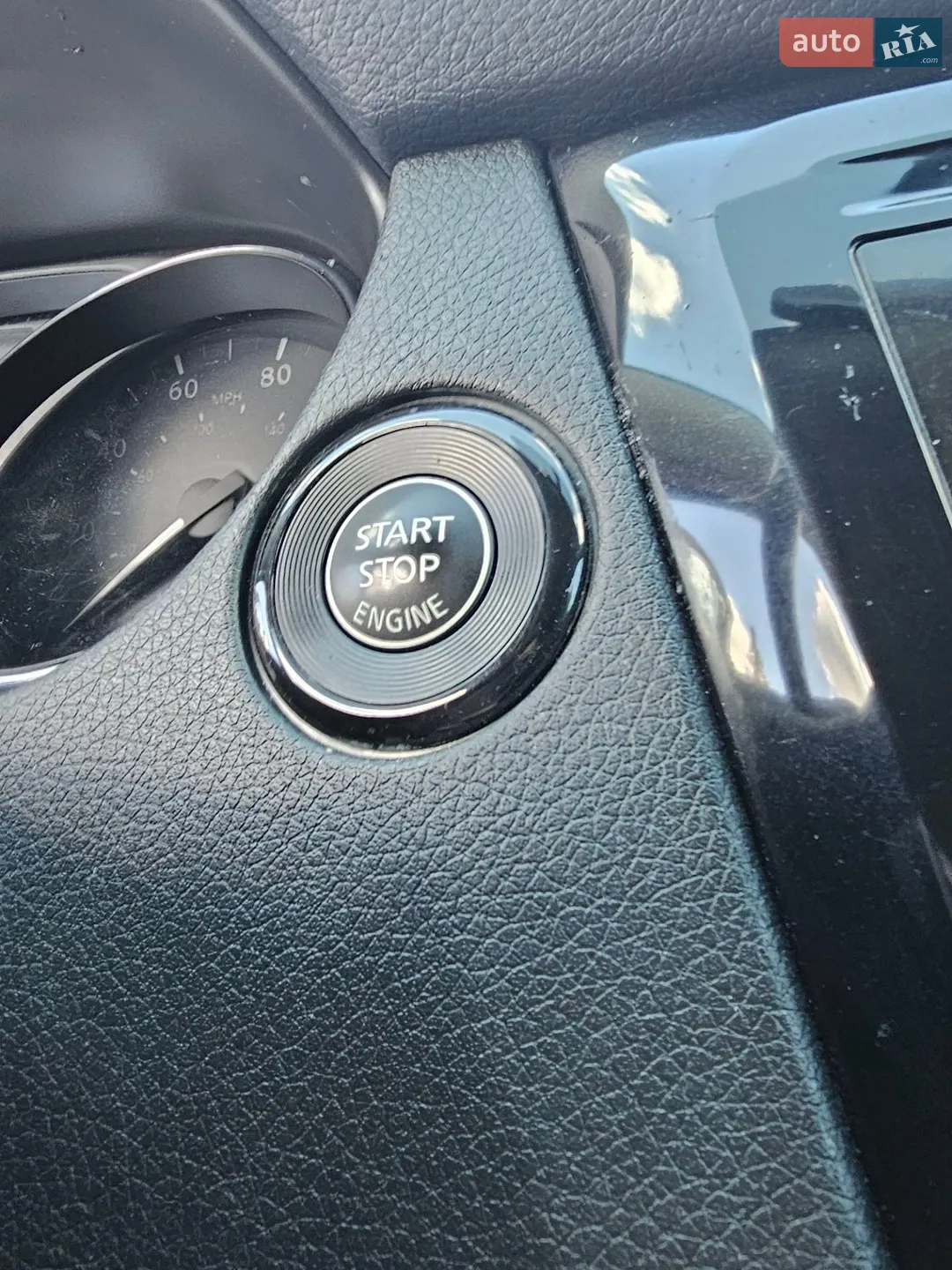 2017 Nissan Rogue - мініатюра 27