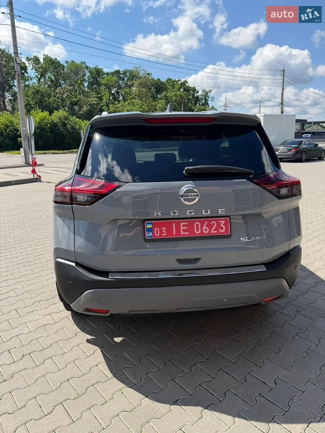 2021 Nissan Rogue - мініатюра 4