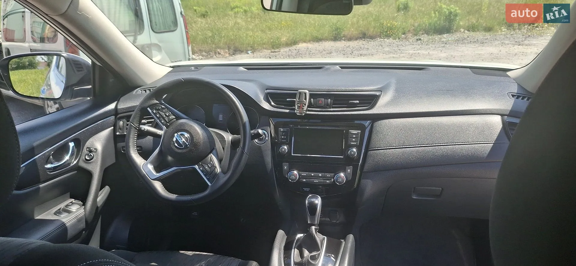 2019 Nissan Rogue - мініатюра 18