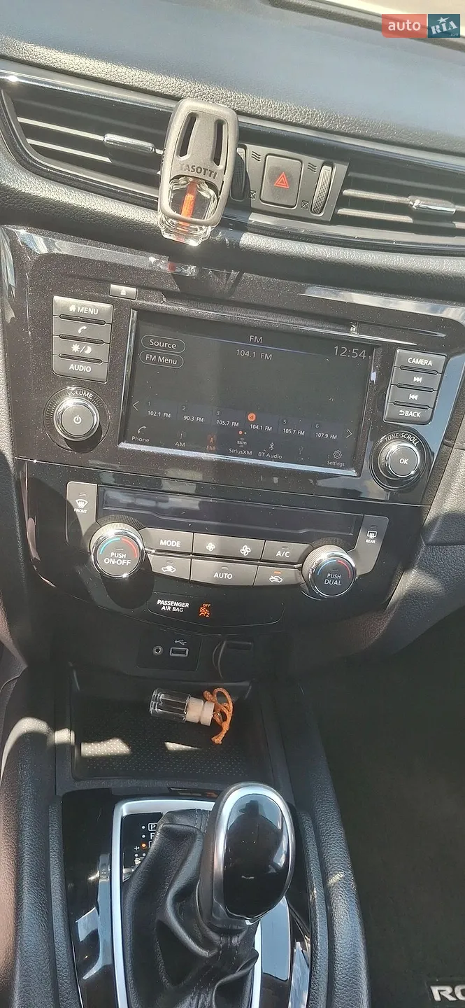 2019 Nissan Rogue - мініатюра 25