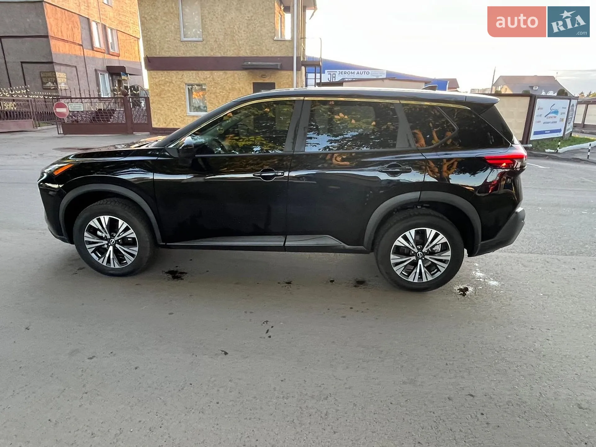 2023 Nissan Rogue - мініатюра 3