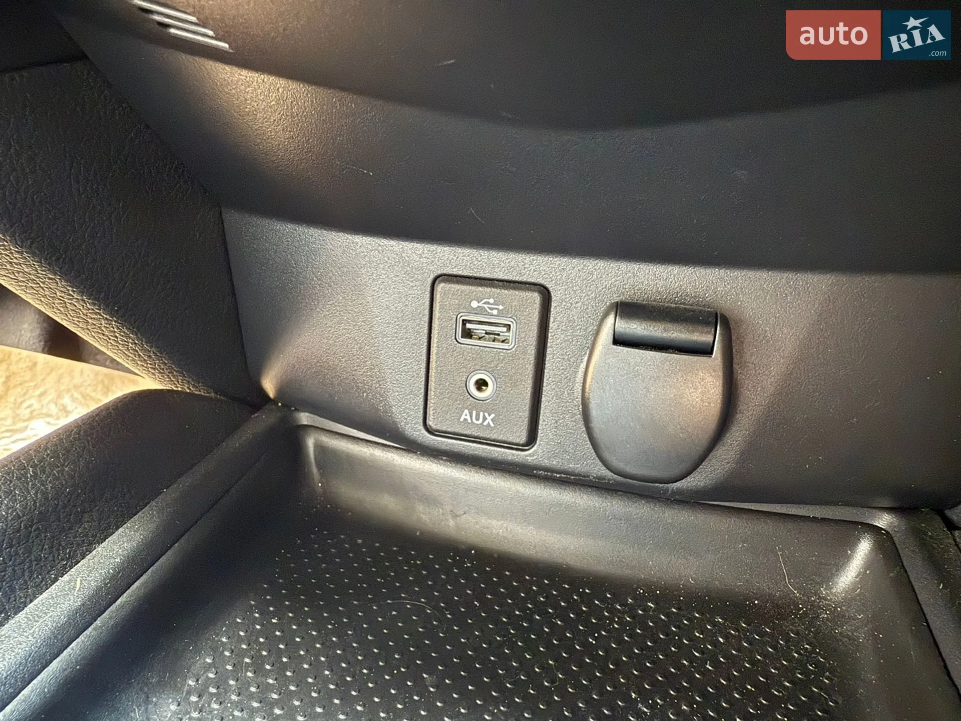 2018 Nissan Rogue - мініатюра 31