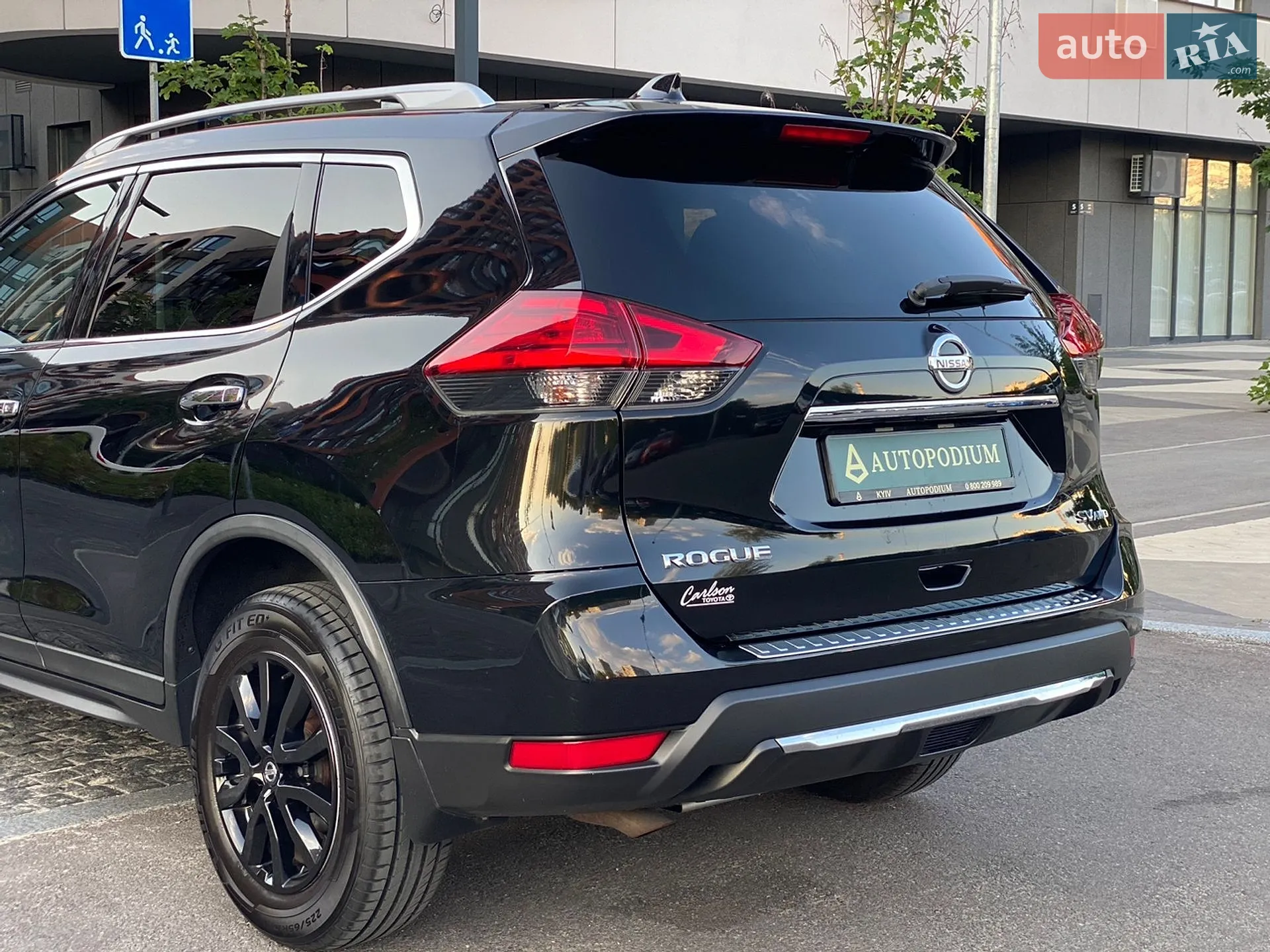 2017 Nissan Rogue - мініатюра 9