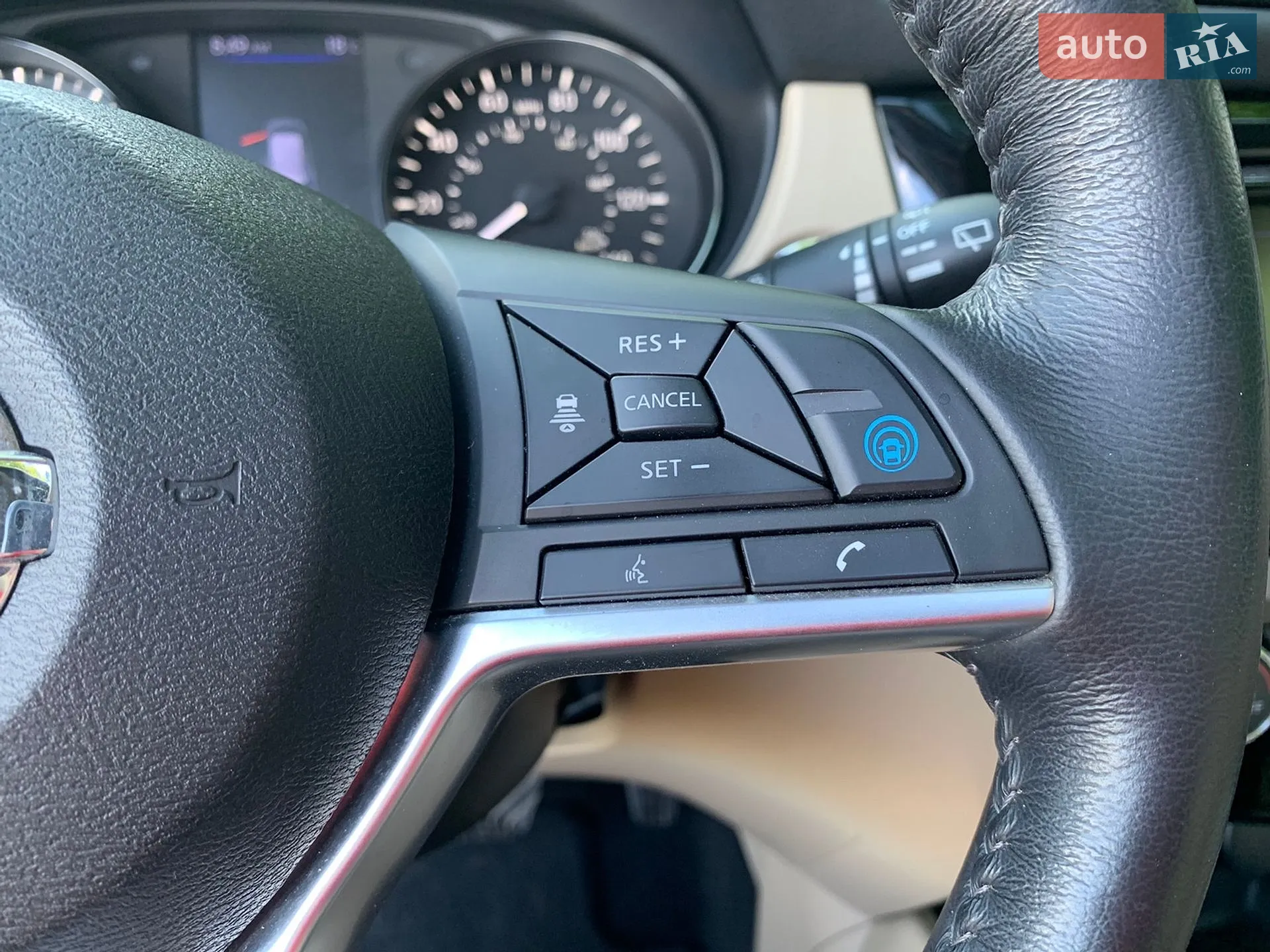 2018 Nissan Rogue - мініатюра 15
