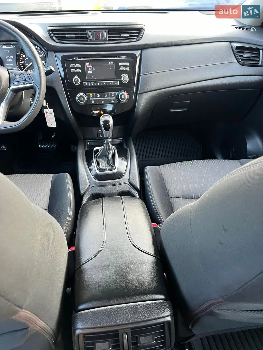2017 Nissan Rogue - мініатюра 18