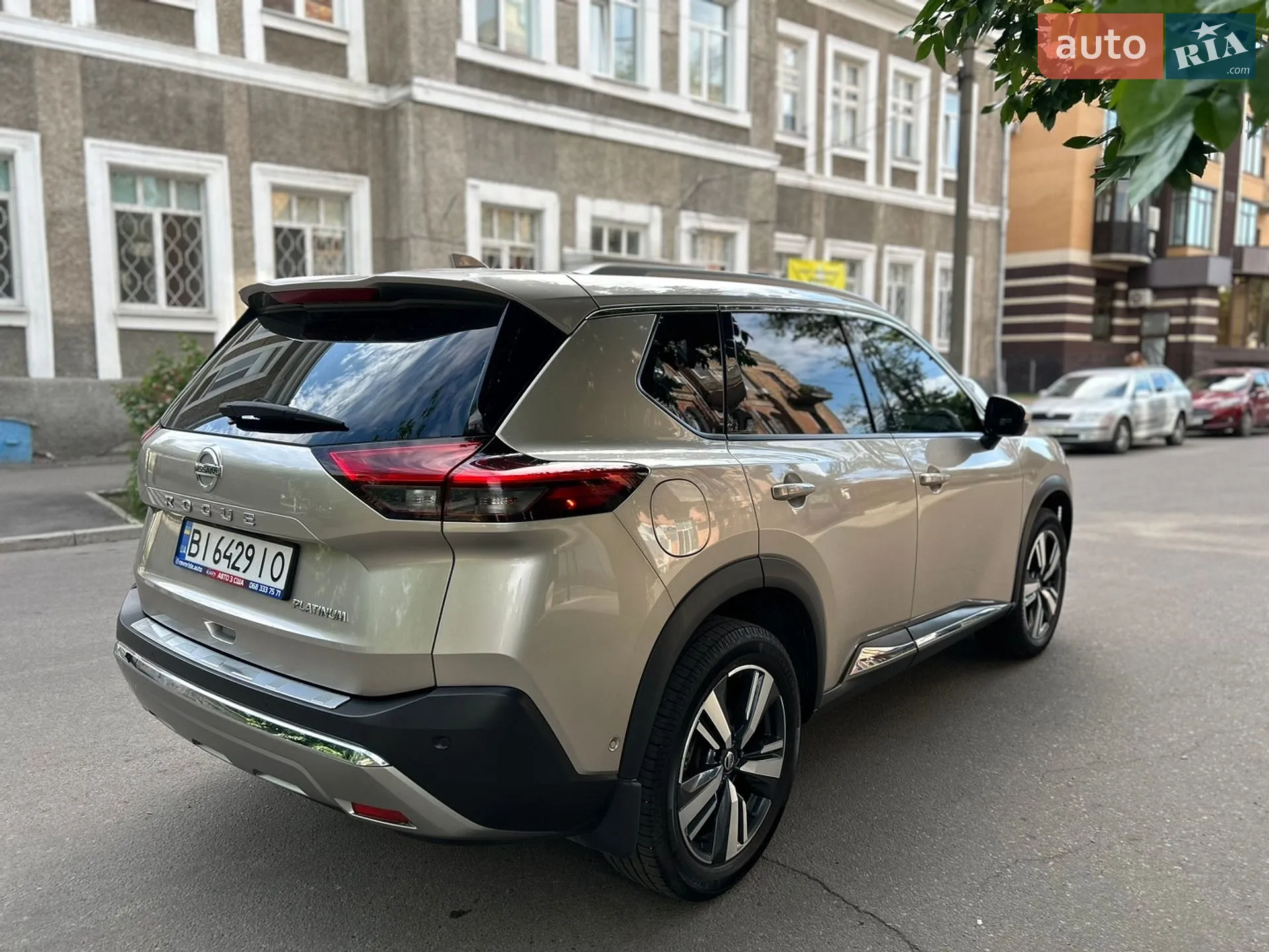 2021 Nissan Rogue - мініатюра 6