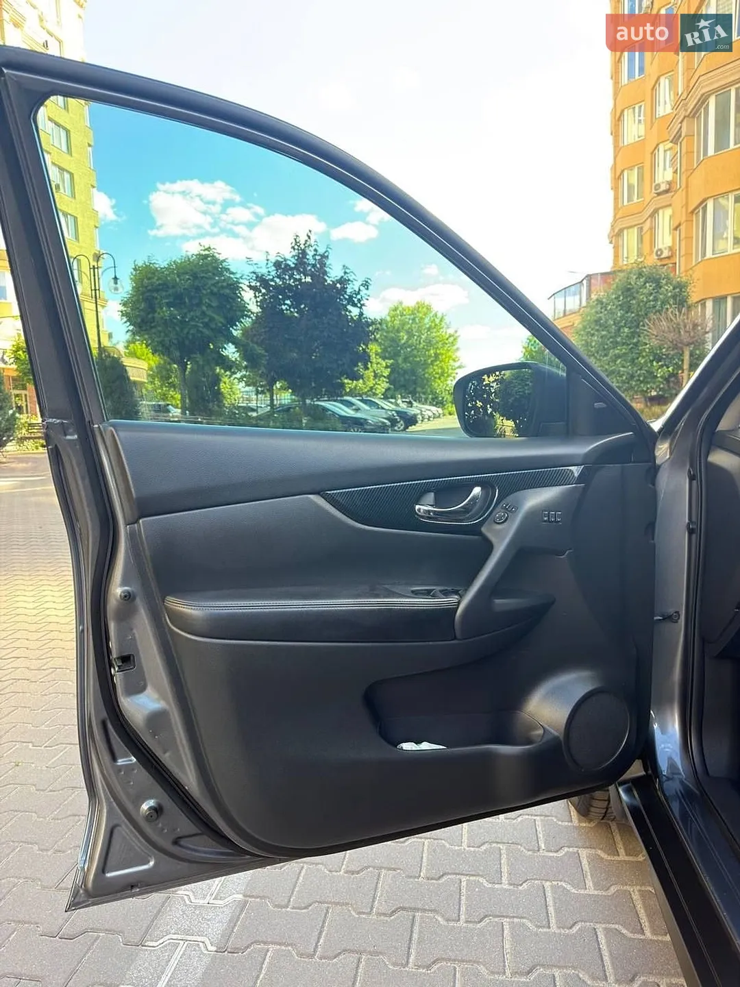 2017 Nissan Rogue - мініатюра 16