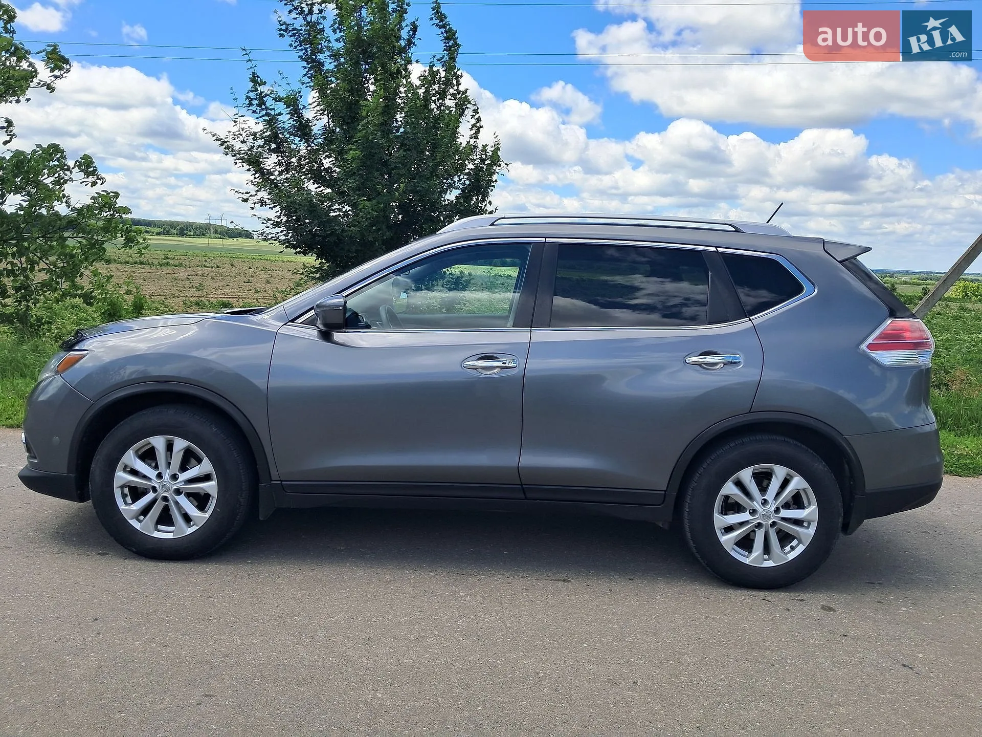2016 Nissan Rogue - мініатюра 2