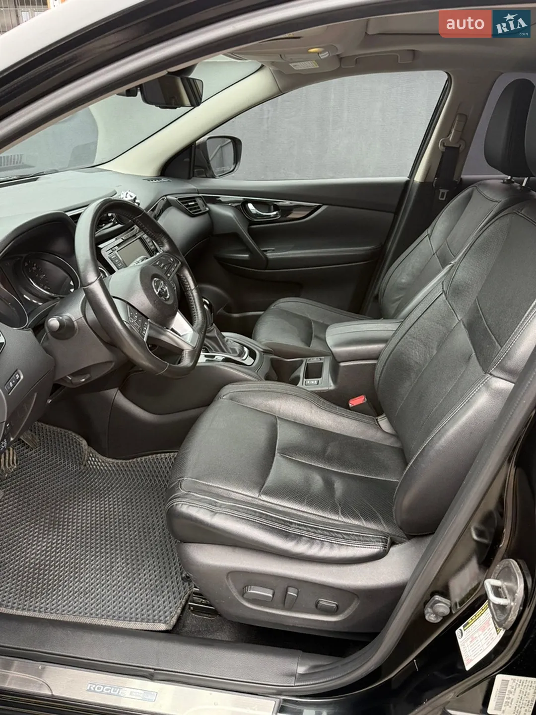 2017 Nissan Rogue - мініатюра 7