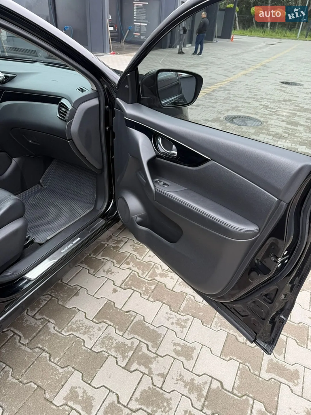 2017 Nissan Rogue - мініатюра 9