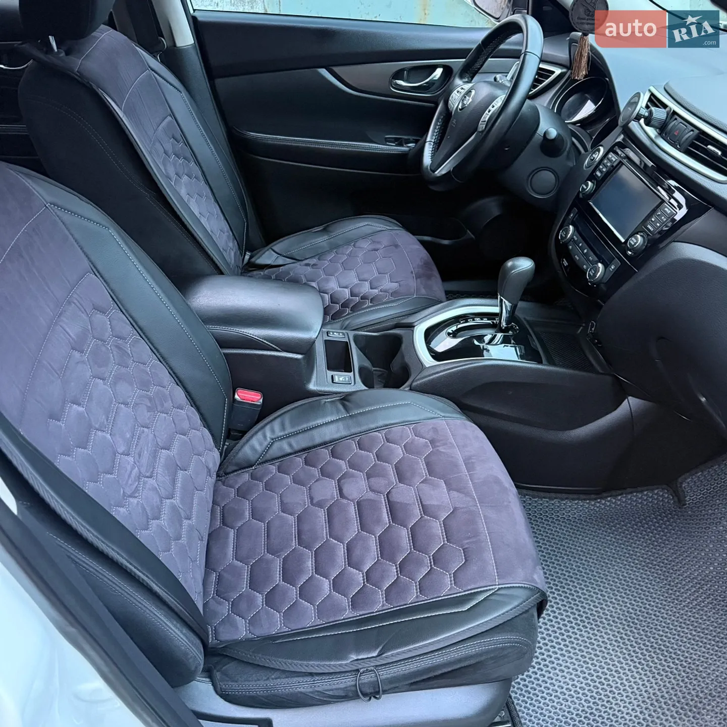 2015 Nissan Rogue - мініатюра 16