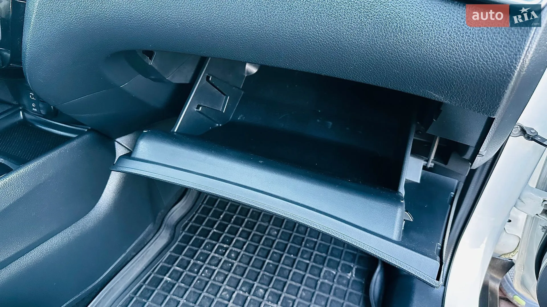 2016 Nissan Rogue - мініатюра 7