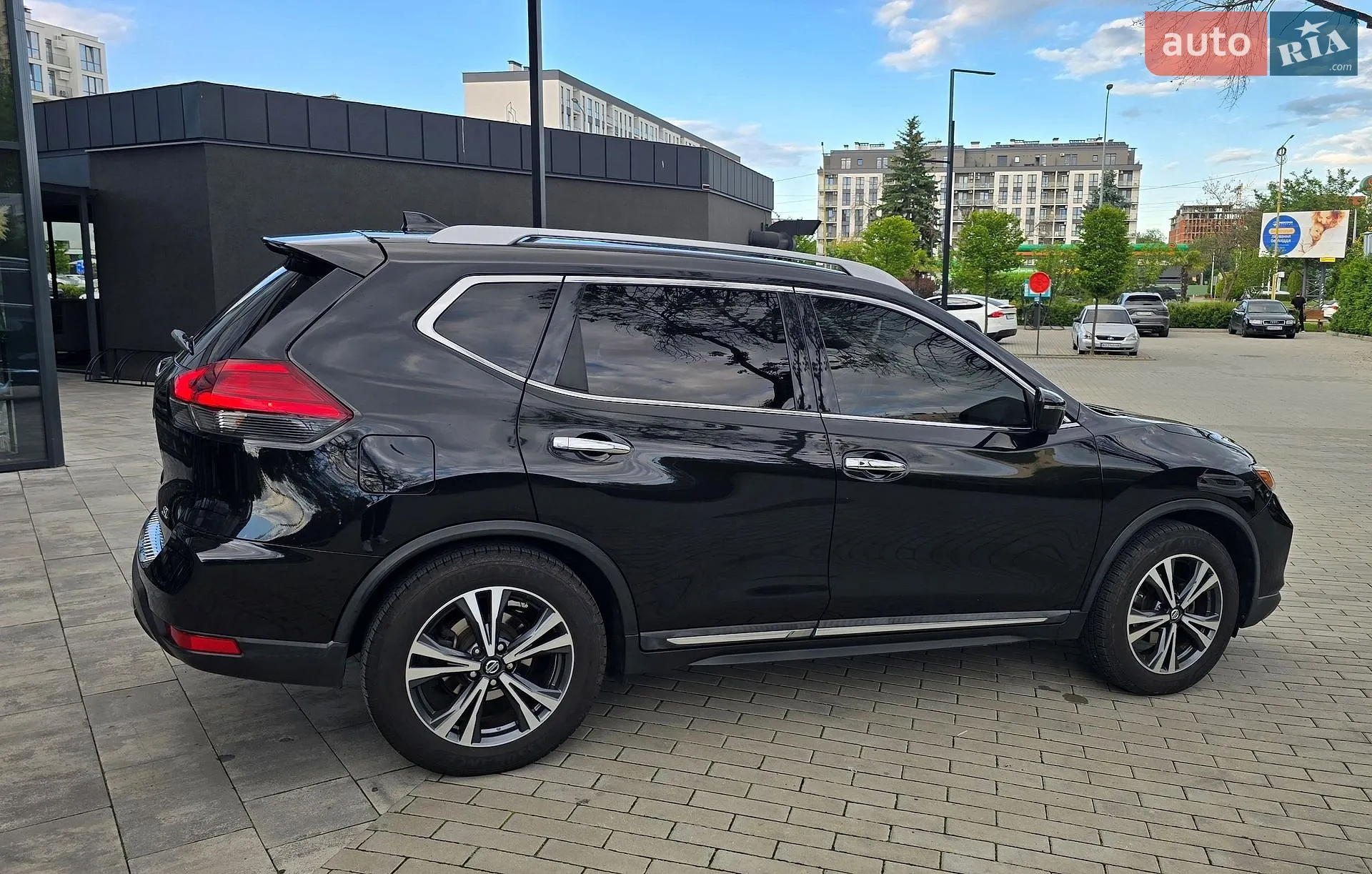 2017 Nissan Rogue - мініатюра 20