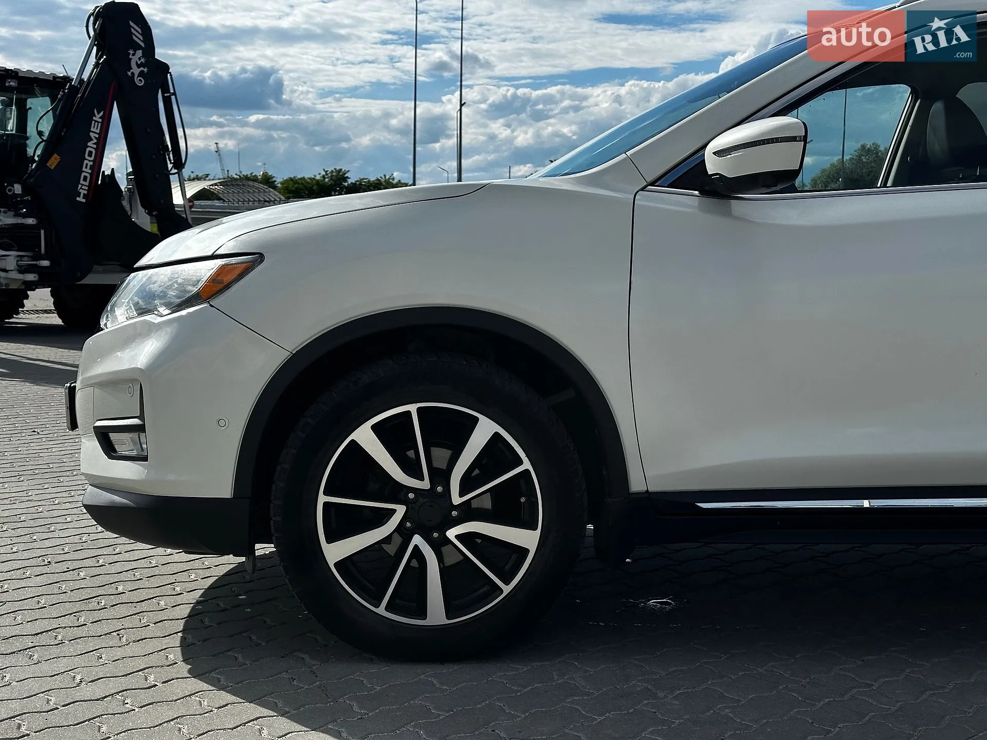 2019 Nissan Rogue - мініатюра 8