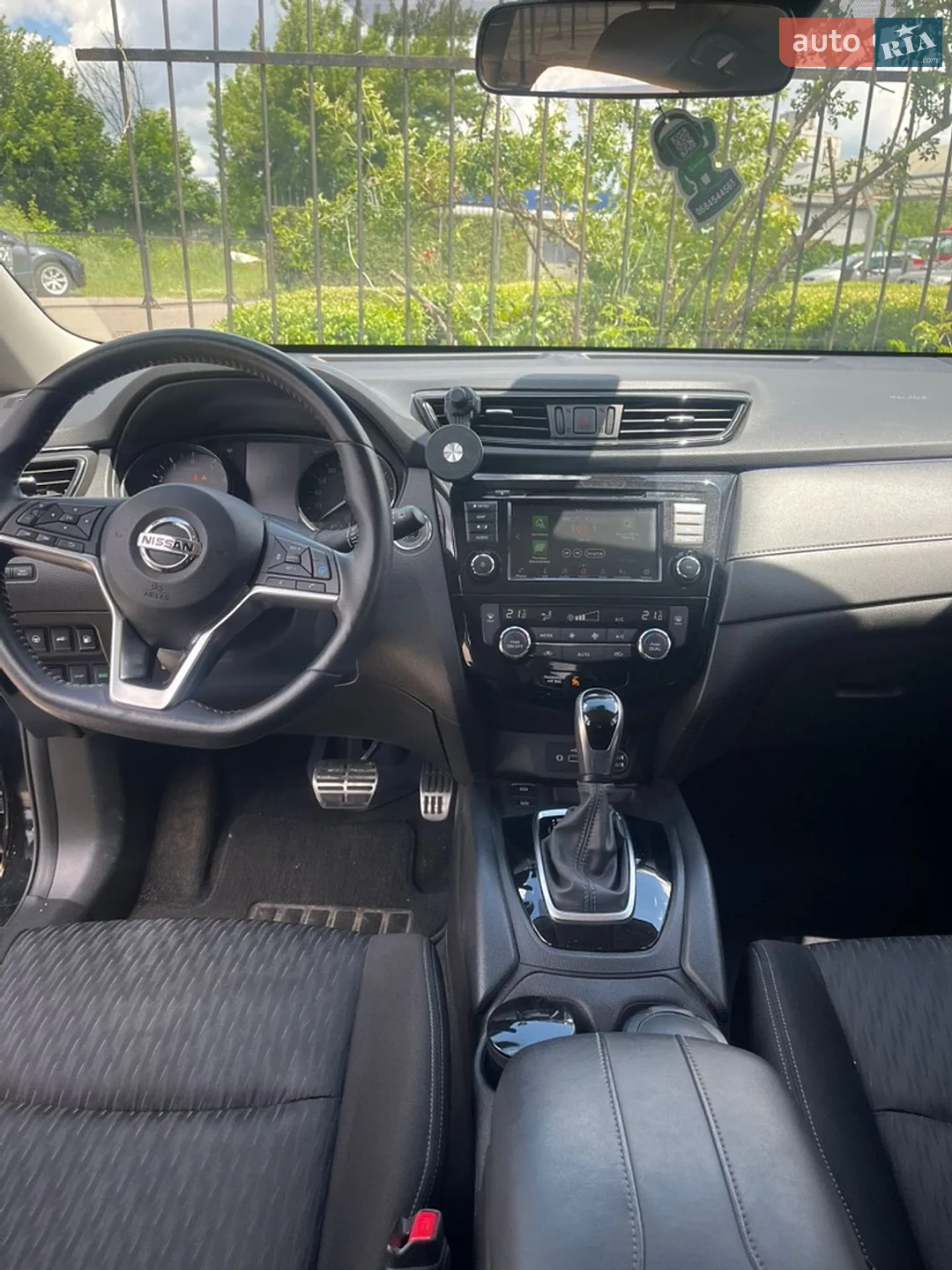 2019 Nissan Rogue - мініатюра 10