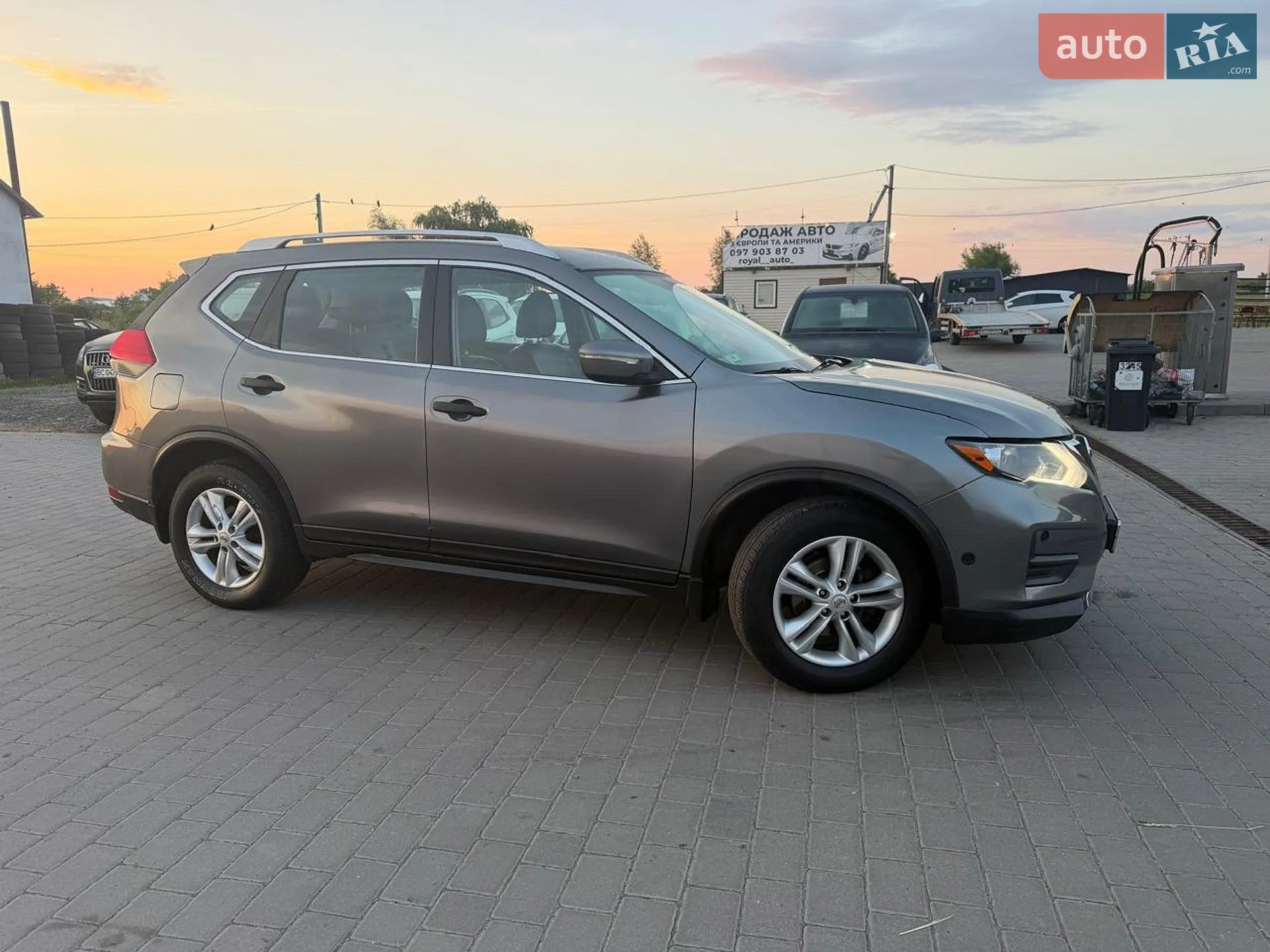 2016 Nissan Rogue - мініатюра 4