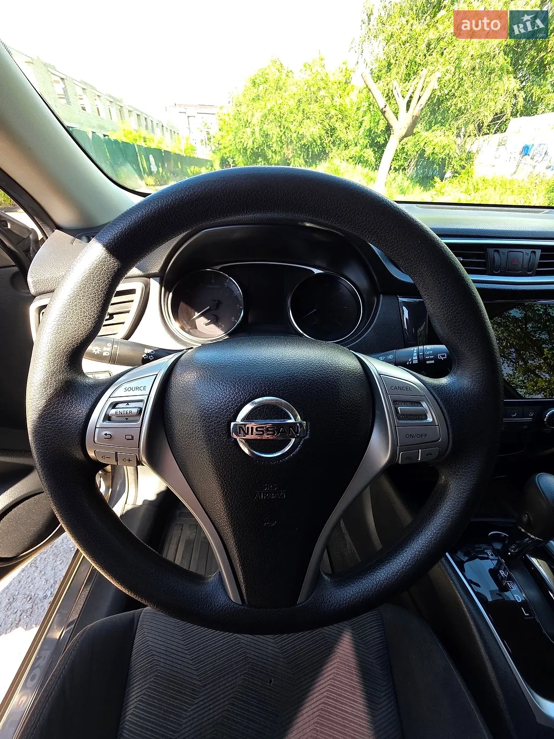 2016 Nissan Rogue - мініатюра 32