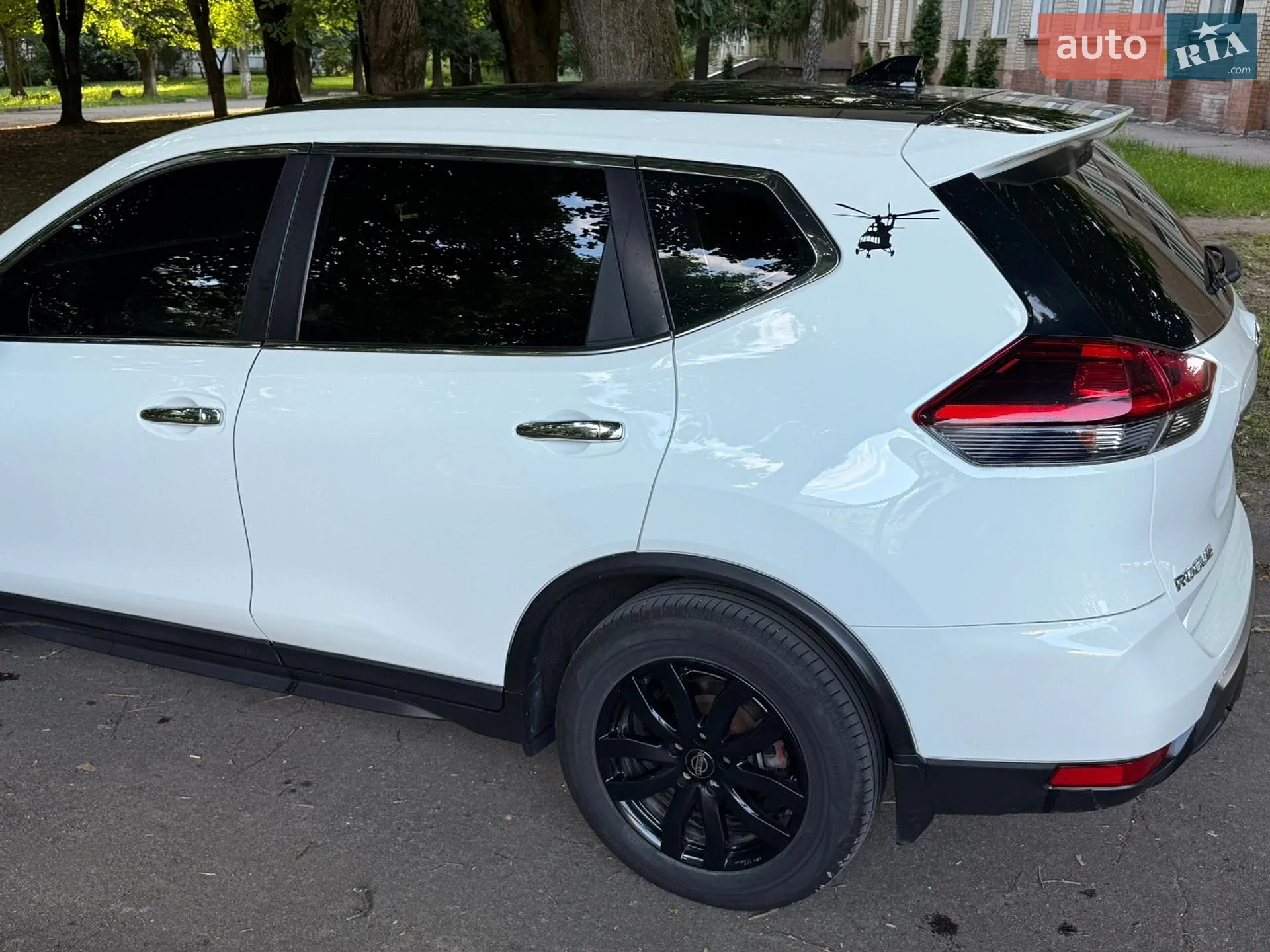 2018 Nissan Rogue - мініатюра 3