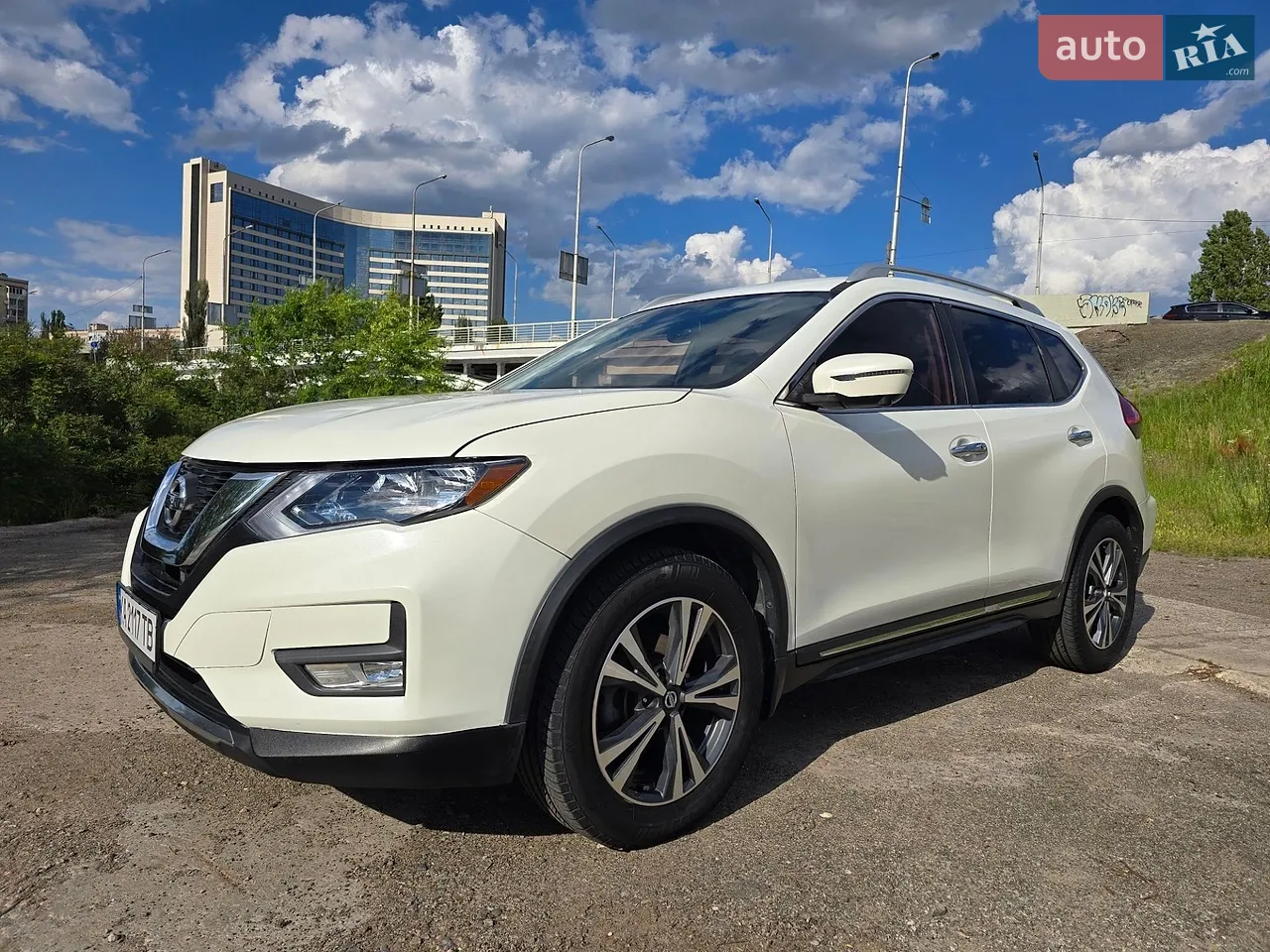 2017 Nissan Rogue - мініатюра 12