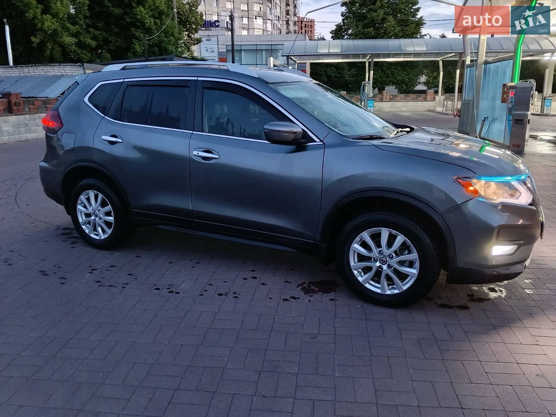 2019 Nissan Rogue - мініатюра 3
