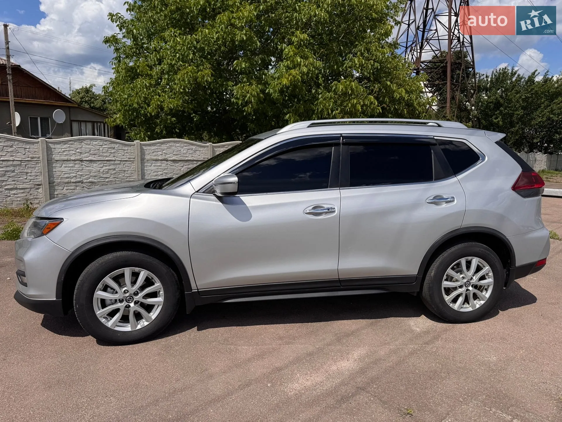 2019 Nissan Rogue - мініатюра 3