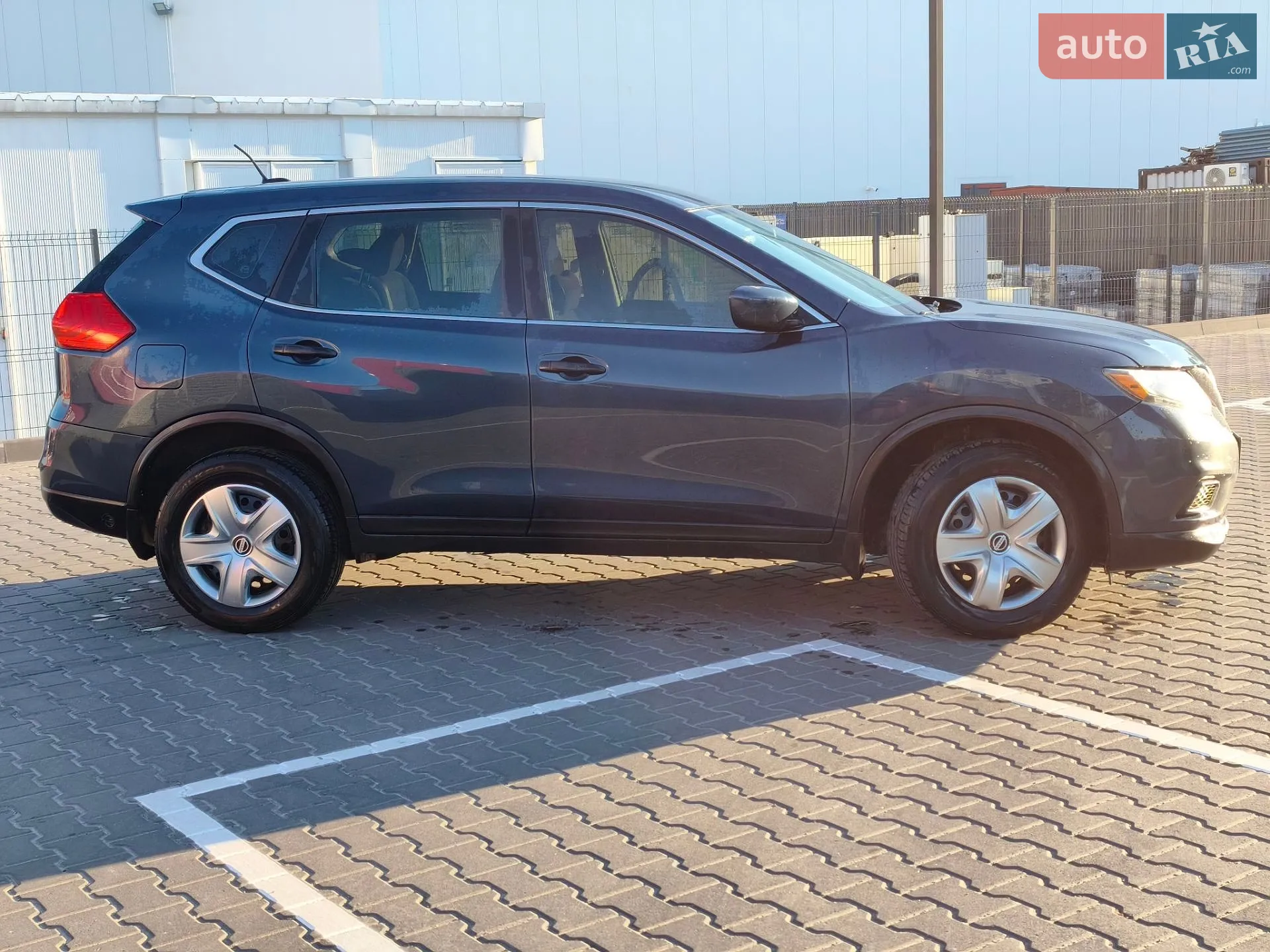 2016 Nissan Rogue - мініатюра 13