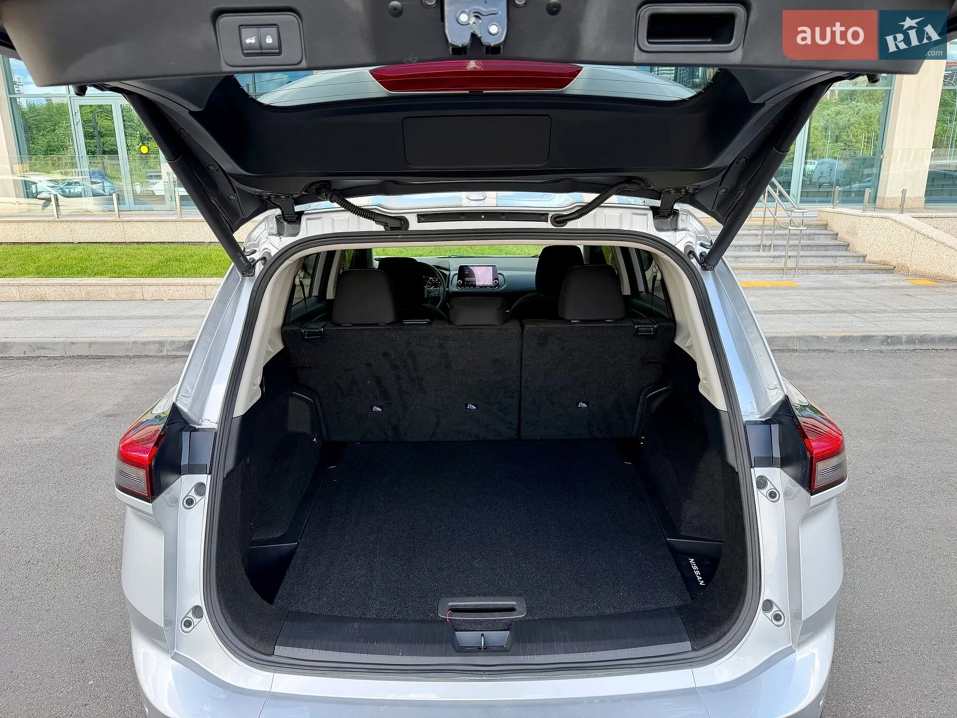 2025 Nissan Rogue - мініатюра 20