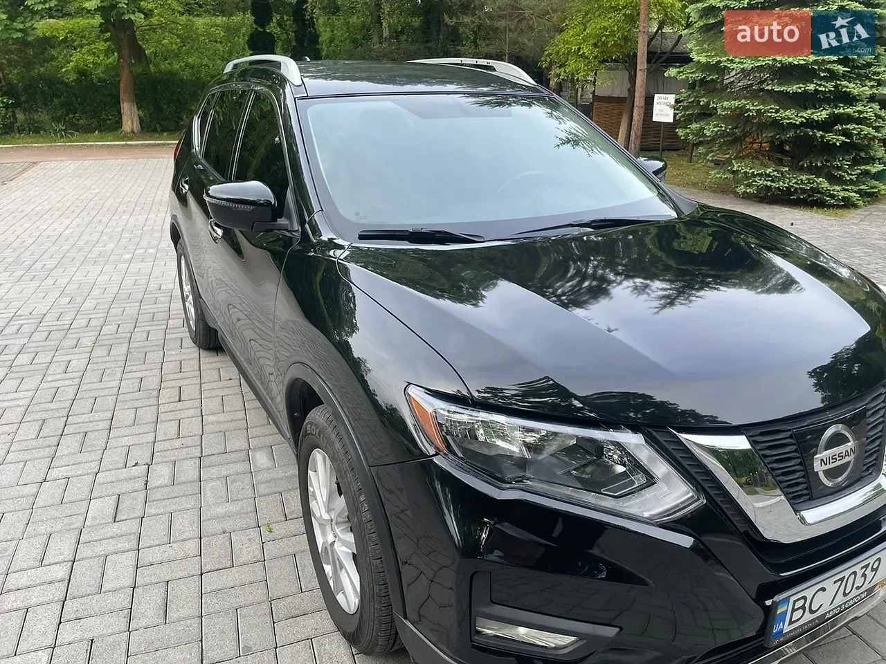 2017 Nissan Rogue - мініатюра 8