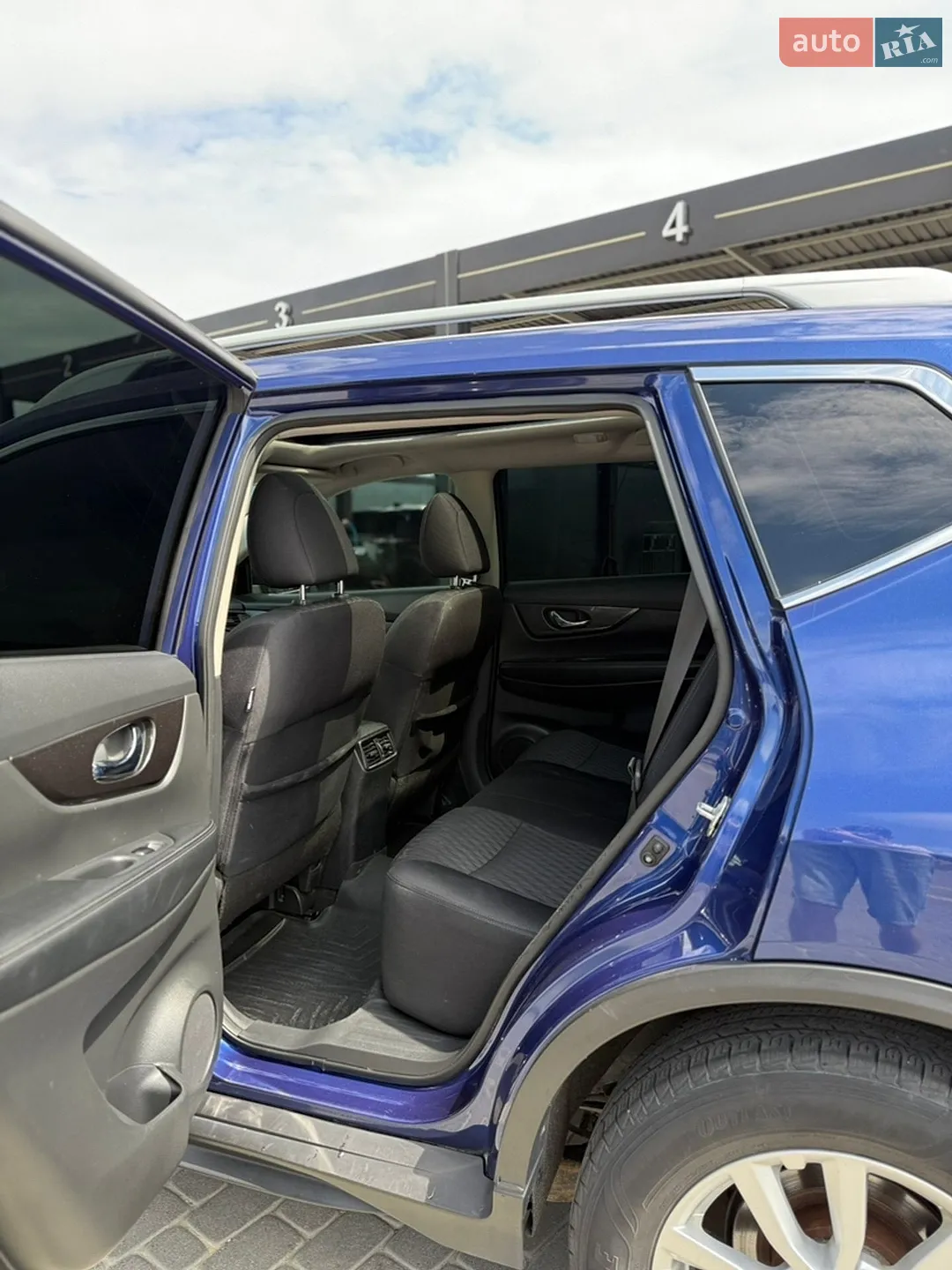 2018 Nissan Rogue - мініатюра 14