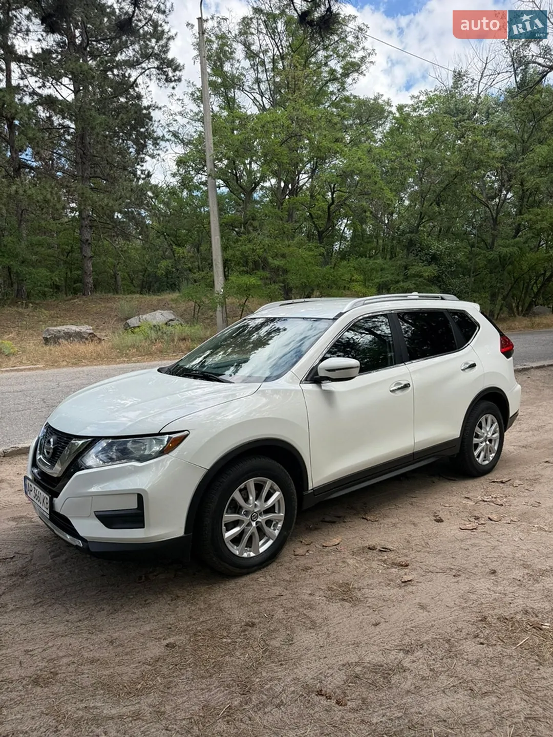2016 Nissan Rogue - мініатюра 2