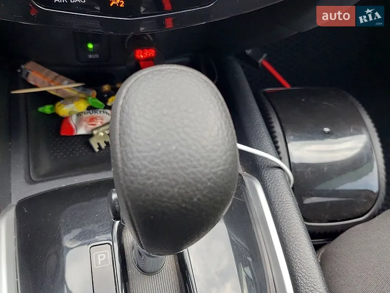Nissan Rogue 2015 VIN KNMAT2MT8FP586362 фото оголошення 9 з 61