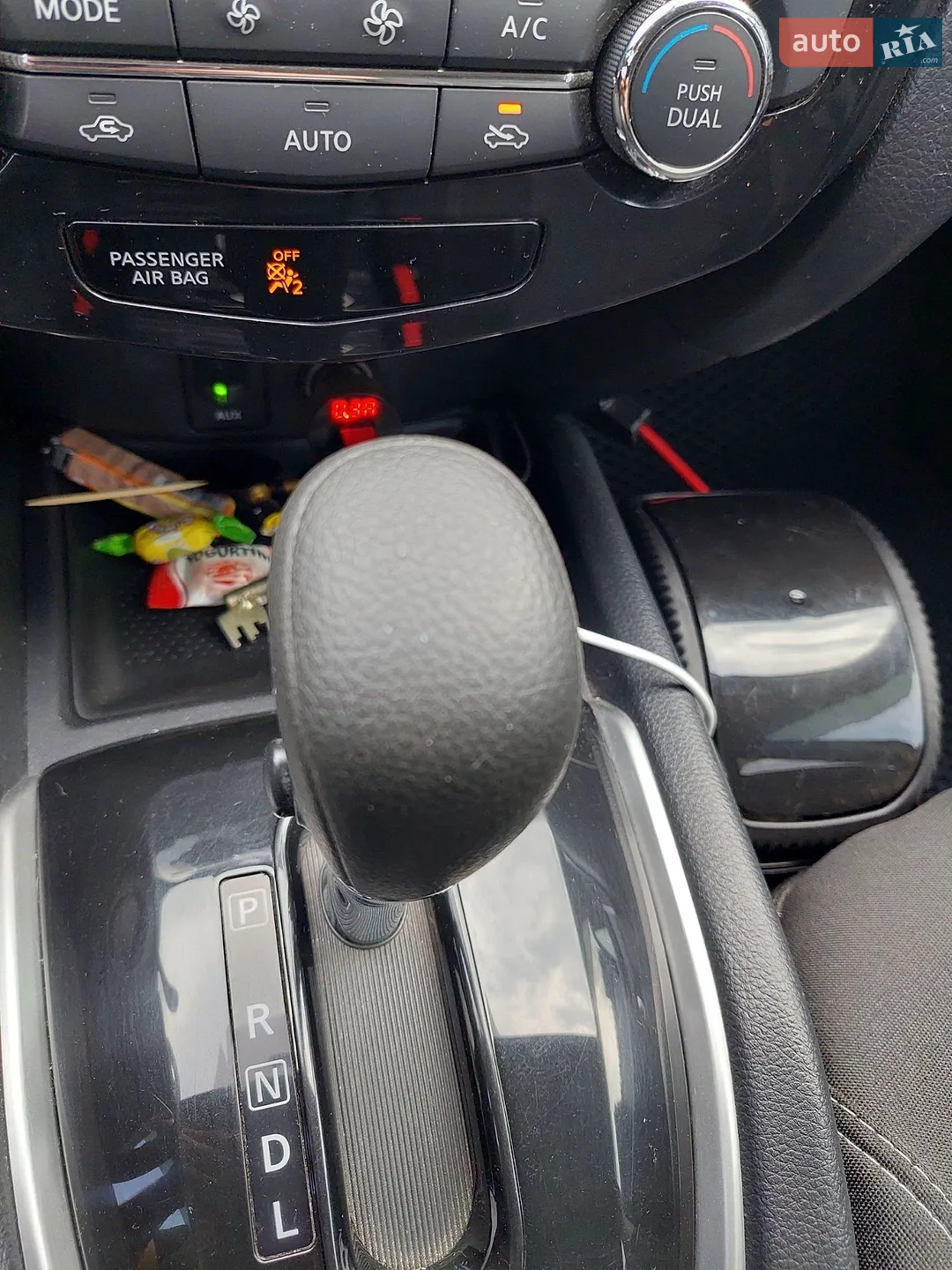 2015 Nissan Rogue - мініатюра 9