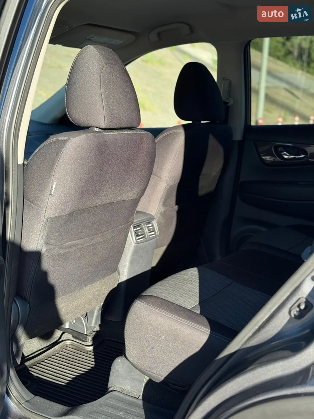 2018 Nissan Rogue - мініатюра 29