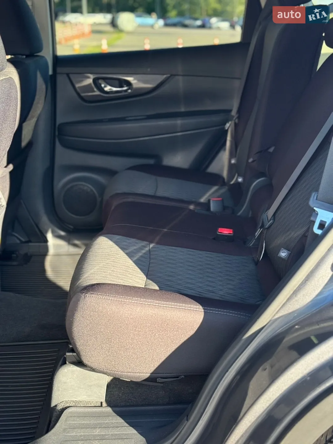 2018 Nissan Rogue - мініатюра 30